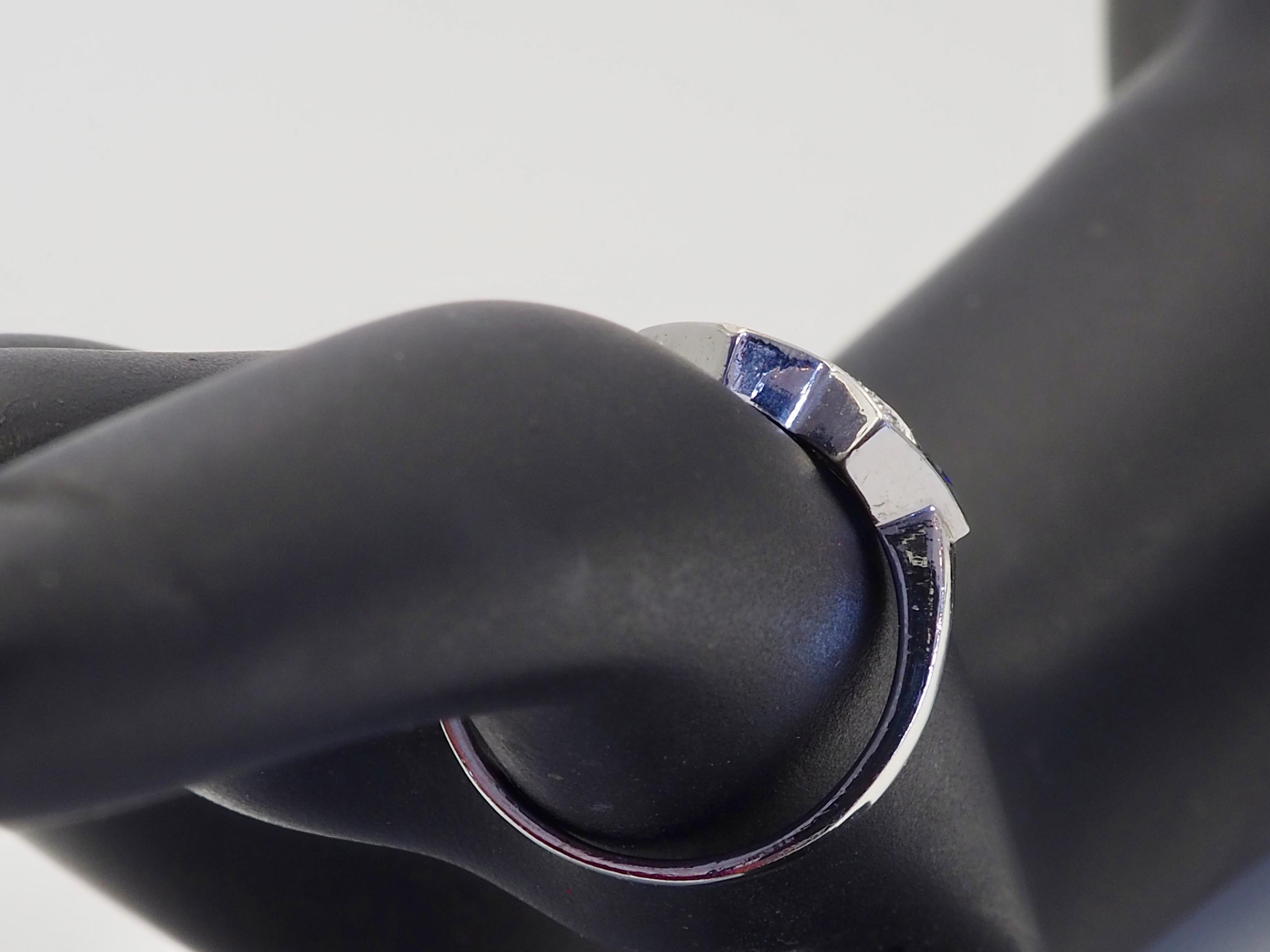 18K White Gold 1.20ct Squared Blue Sapphire & 0.10ct Diamond Fine Abstract Ring For Sale 2