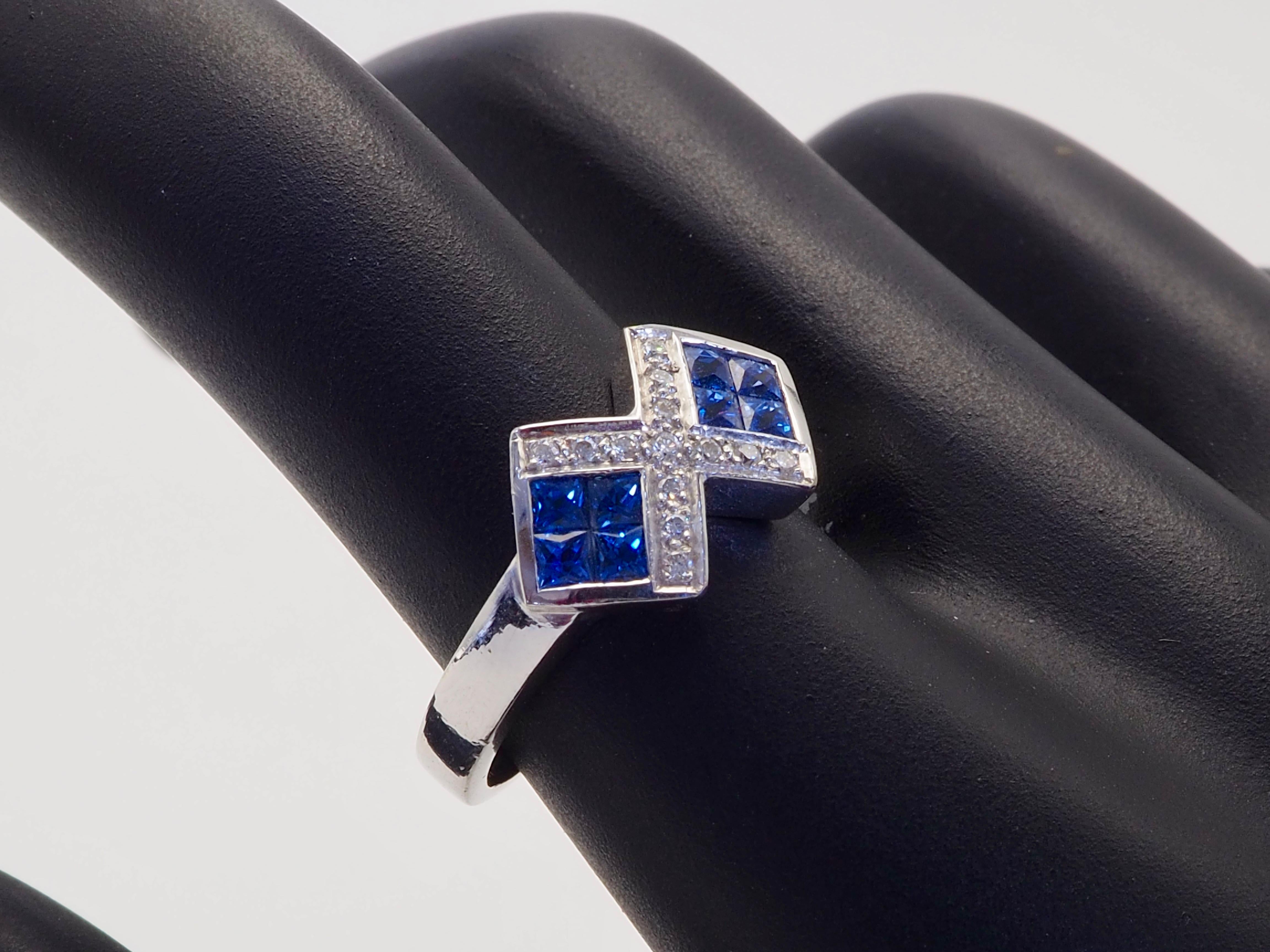 18K White Gold 1.20ct Squared Blue Sapphire & 0.10ct Diamond Fine Abstract Ring For Sale 3