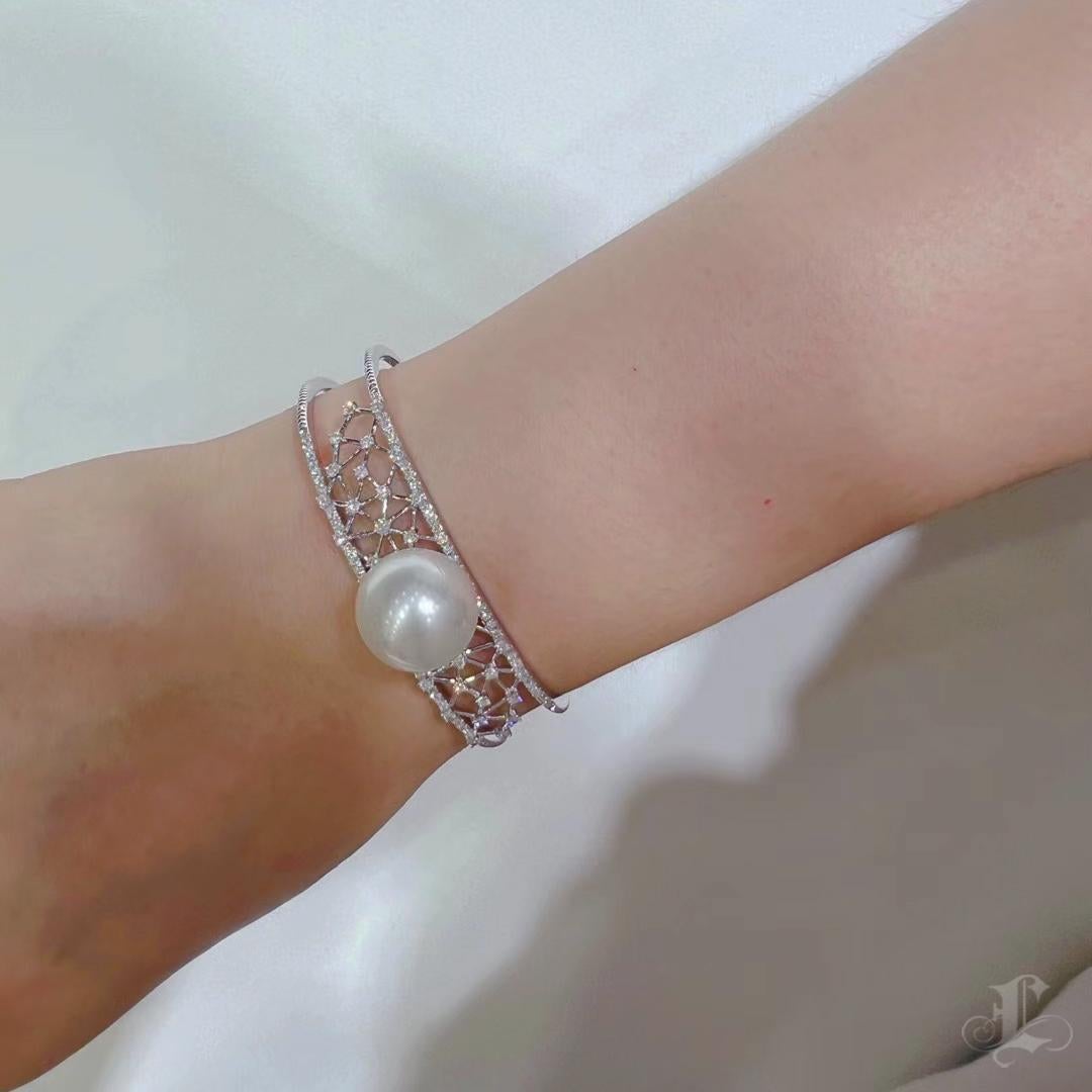 【Sculpted Geometry】Starlace Aurora South Sea Pearl & Diamond Open Cuff Bracelet Sin cortar en venta