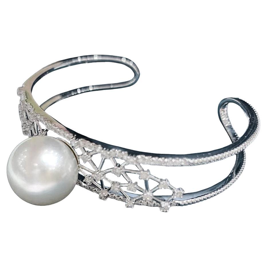 【Sculpted Geometry】Starlace Aurora South Sea Pearl & Diamond Open Cuff Bracelet