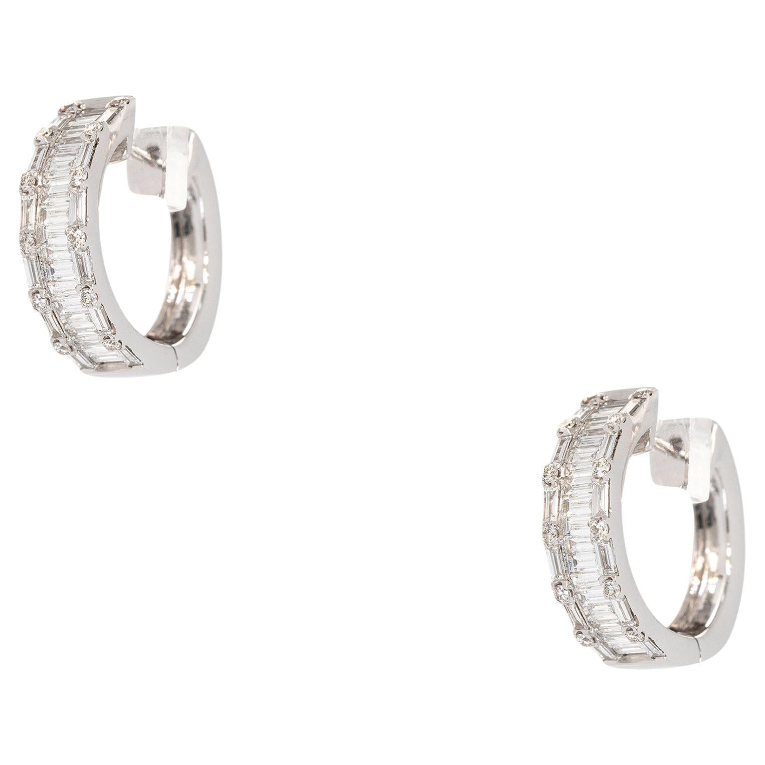 18k White Gold 1.24ct Baguette Cut Natural Diamond Earring Hoops For Sale