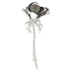 18k White Gold 12.4mm Tahitian Pearl & Pave Diamond Detailed Flower Brooch Pin