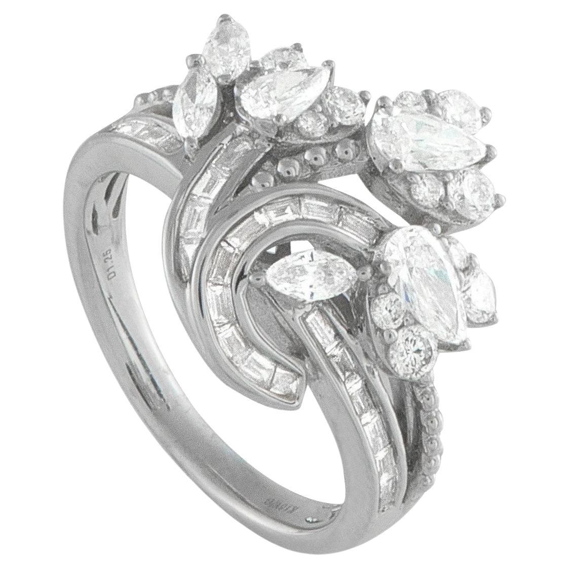 Anillo de diamantes de 1,25 ct en oro blanco de 18 quilates