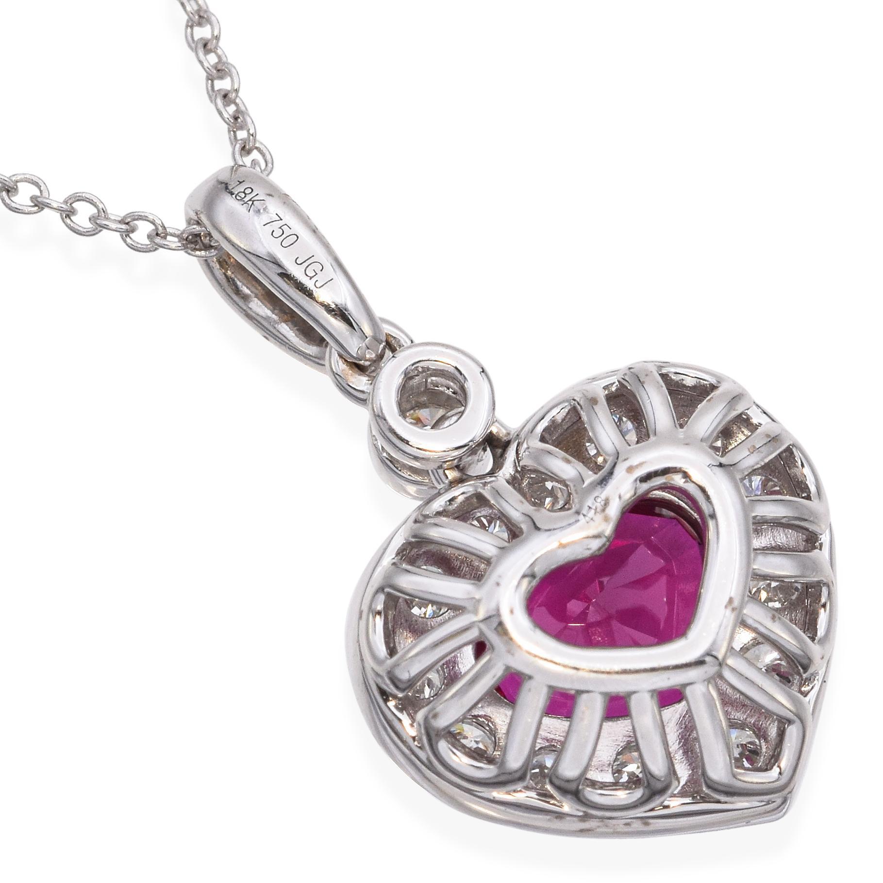 Collar Colgante Corazón Rubí Oro Blanco 18k 1,25ct en Bueno estado para la venta en New York, NY