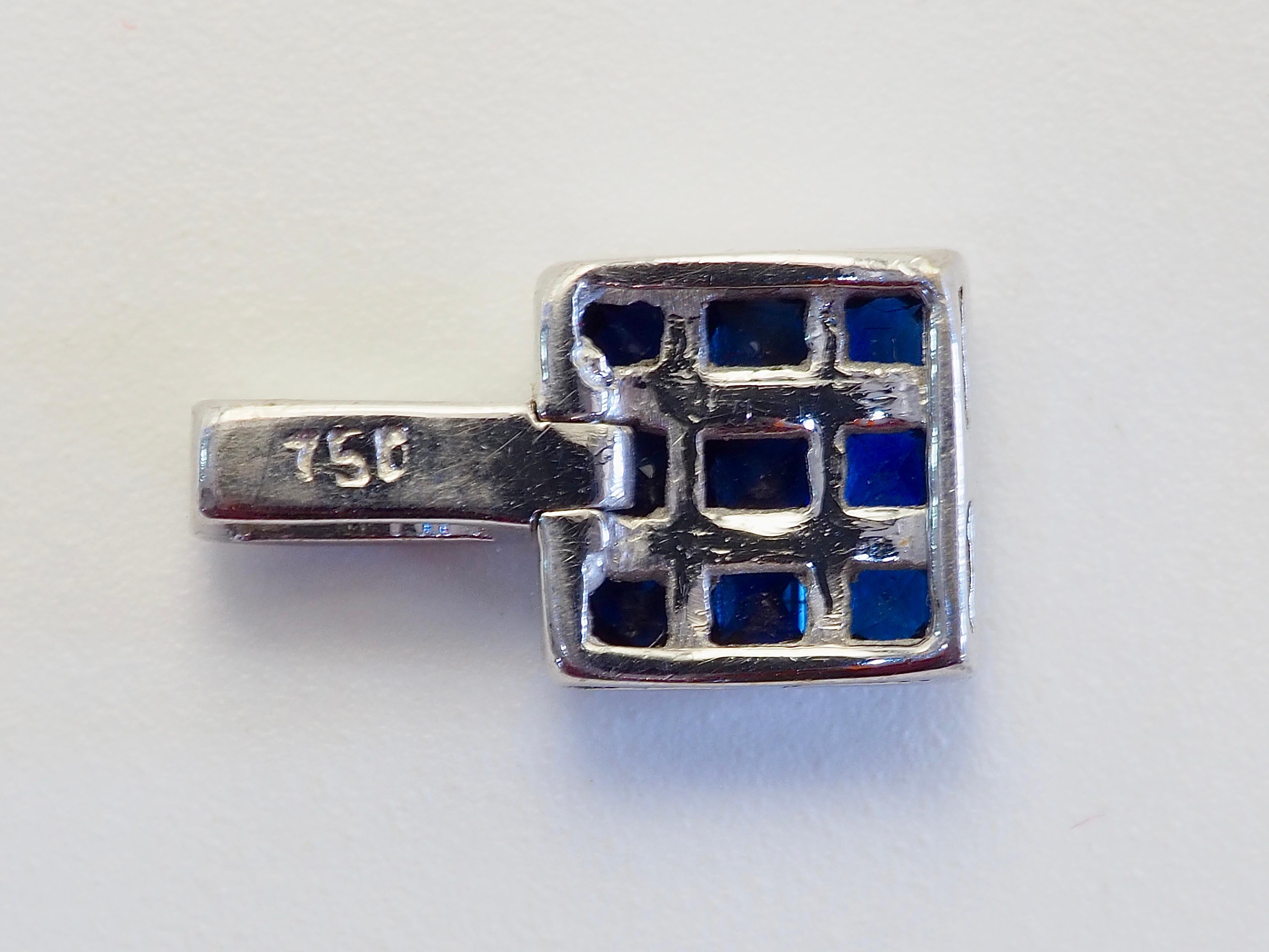 Taille carrée Pendentif invisible en or blanc 18 carats 1,25 saphir bleu quadrillé et 0,03 diamant en vente