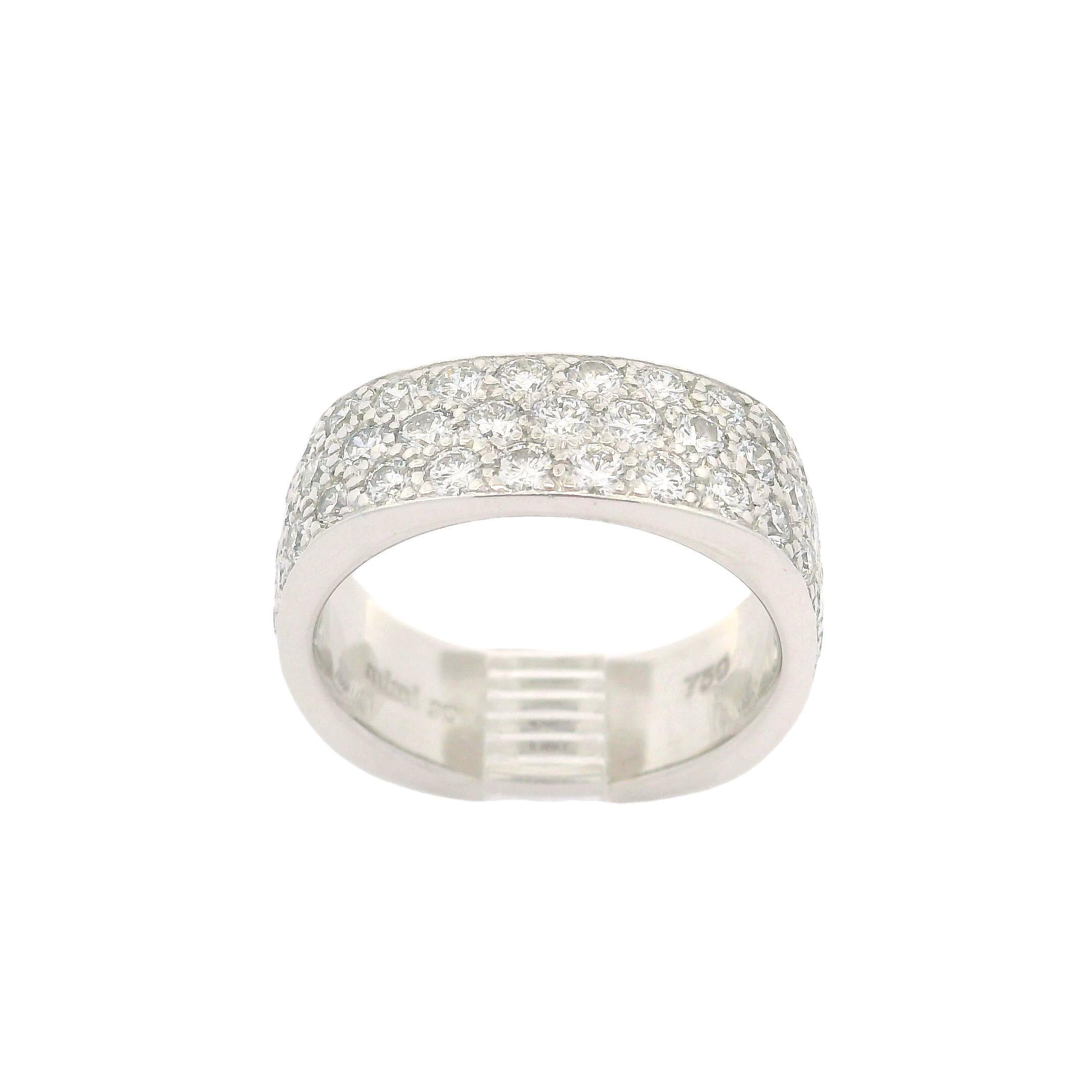 18k White Gold 1.25ctw Pave 3 Row Diamond Wide Squared Band Ring For Sale 1