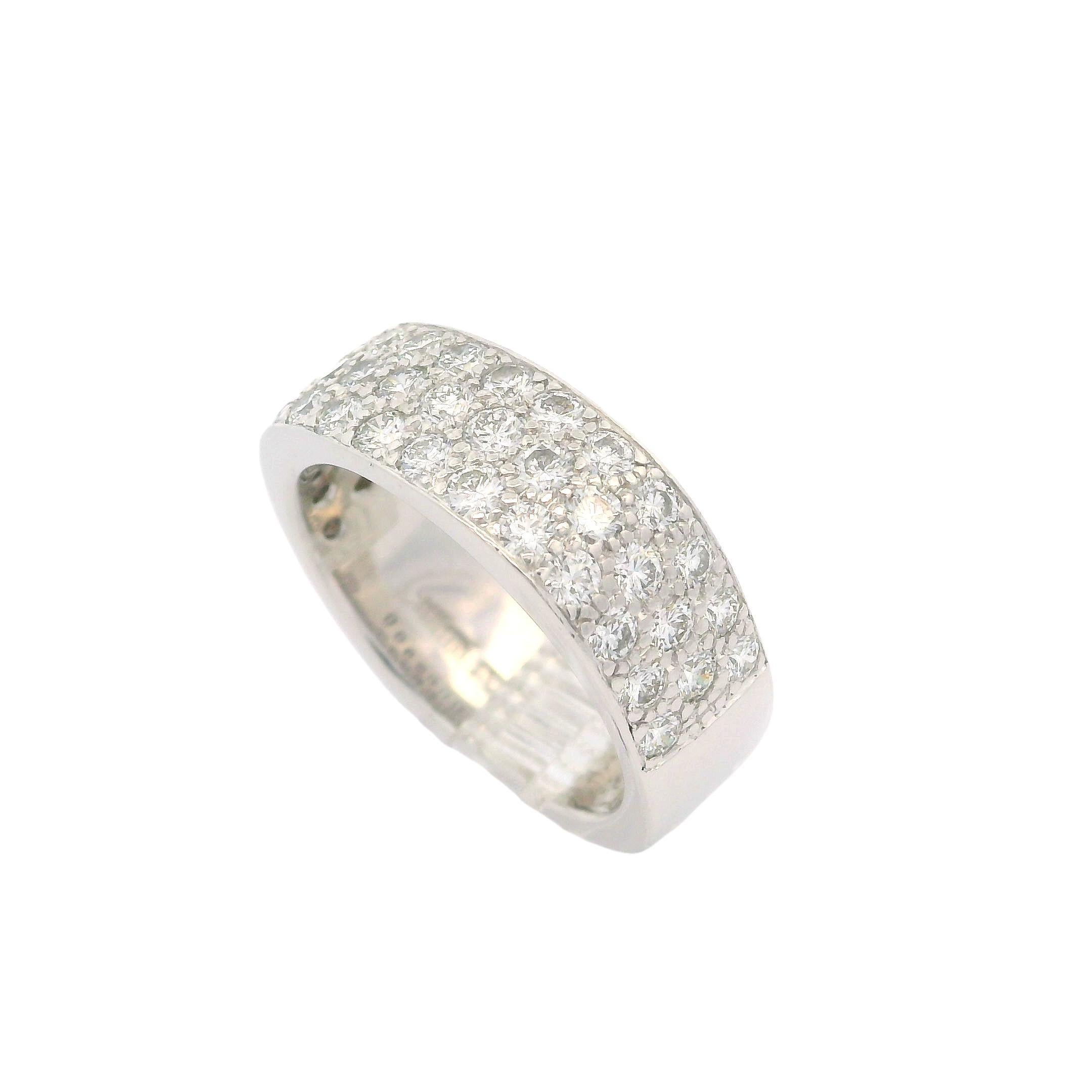 18k White Gold 1.25ctw Pave 3 Row Diamond Wide Squared Band Ring For Sale 2