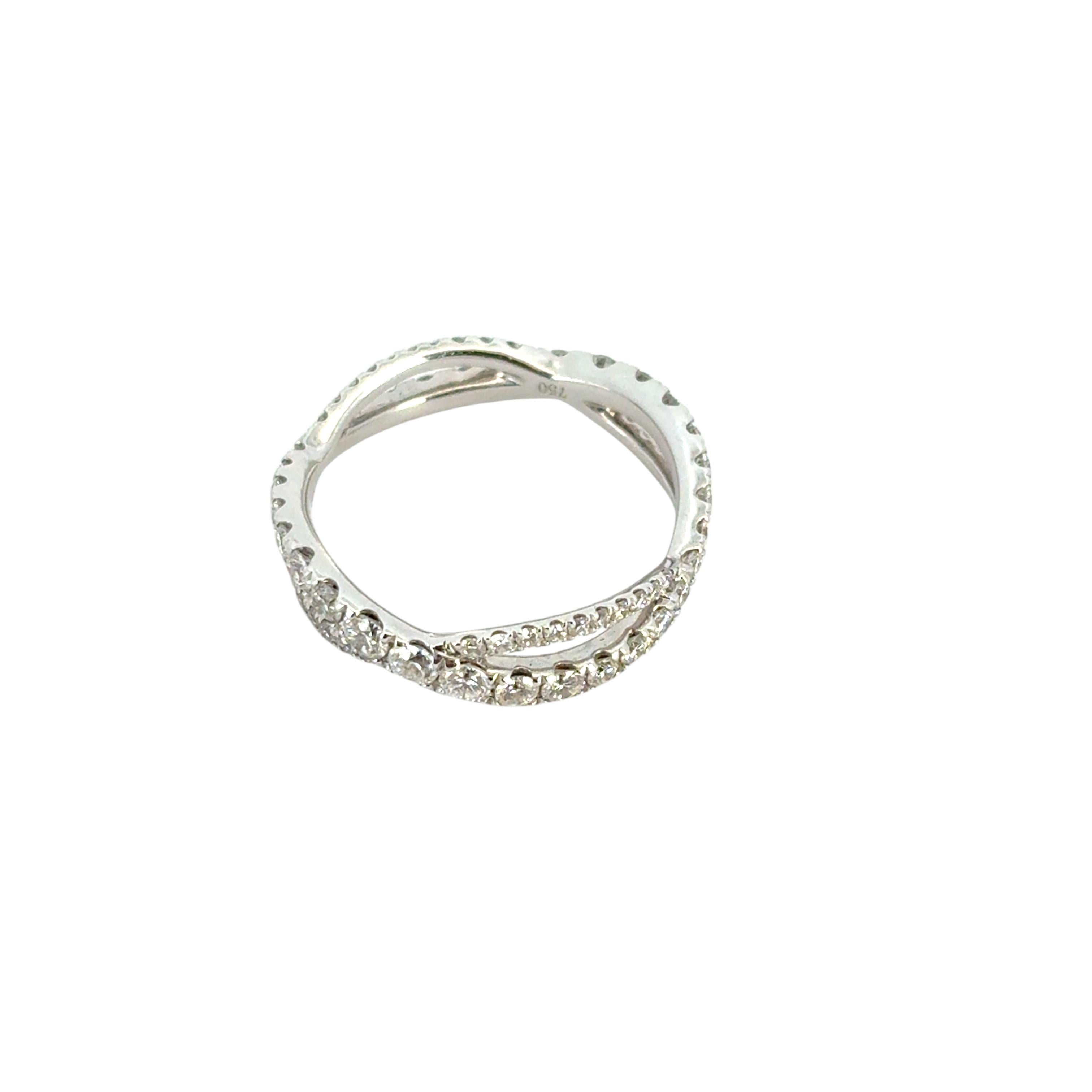 Taille ronde Bague en or blanc 18k avec diamant torsadé de 1,25ctw en vente
