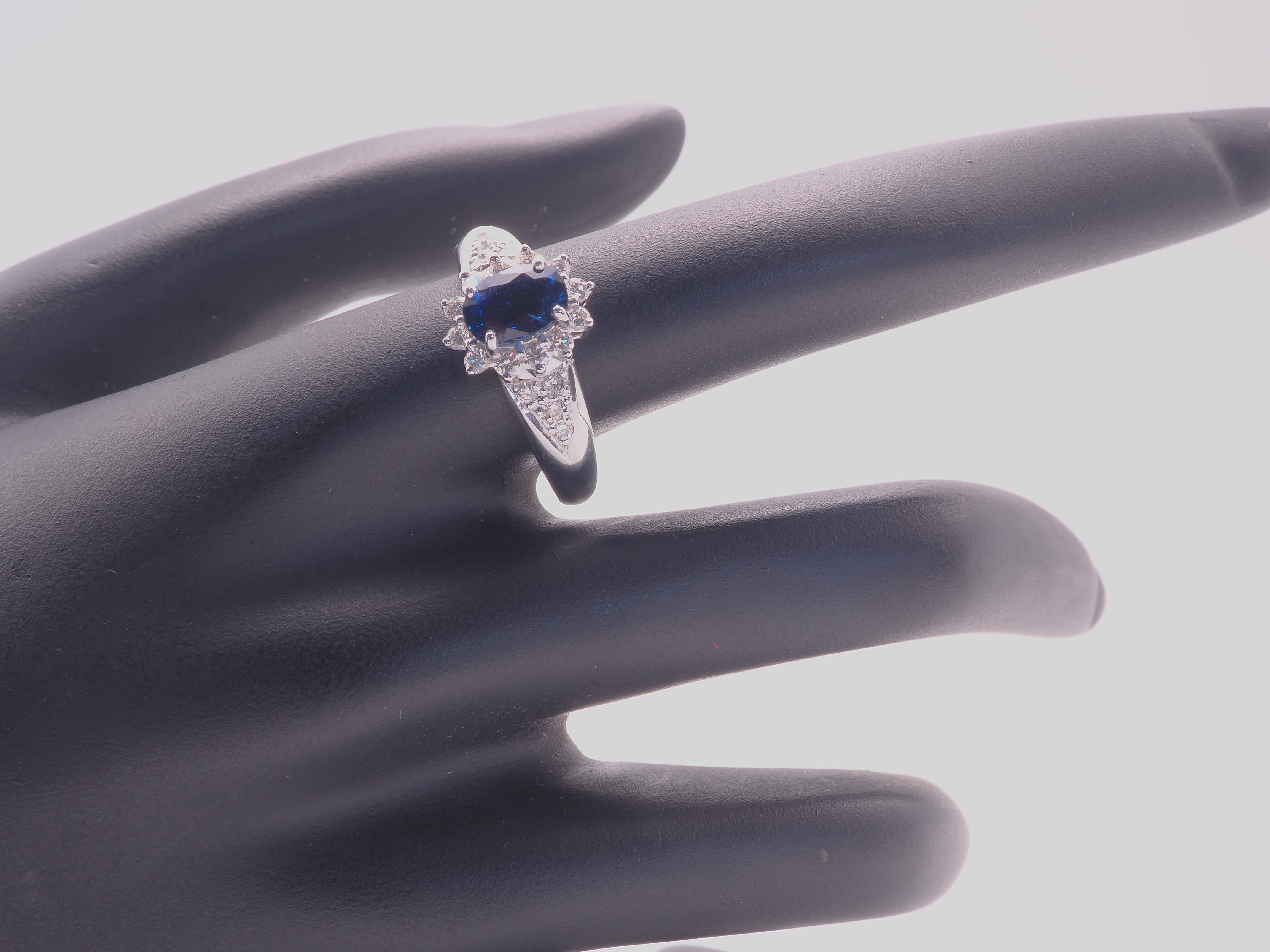 18K White Gold 1.26ct Blue Sapphire & 0.35ct Brilliant Diamond Ring For Sale 1