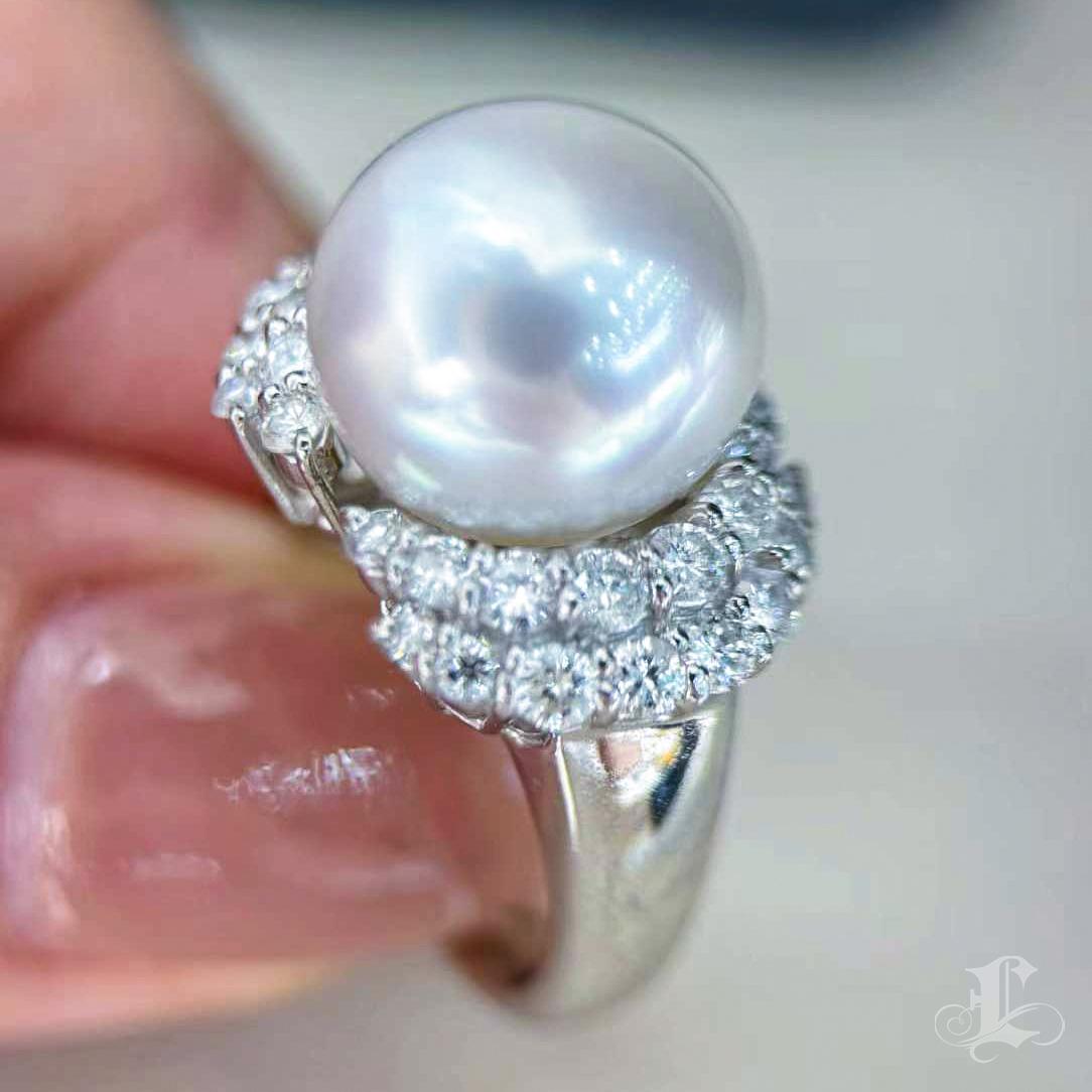【Crown Radiance】Regalia Aurora South Sea Pearl & Diamond Ring For Sale 1