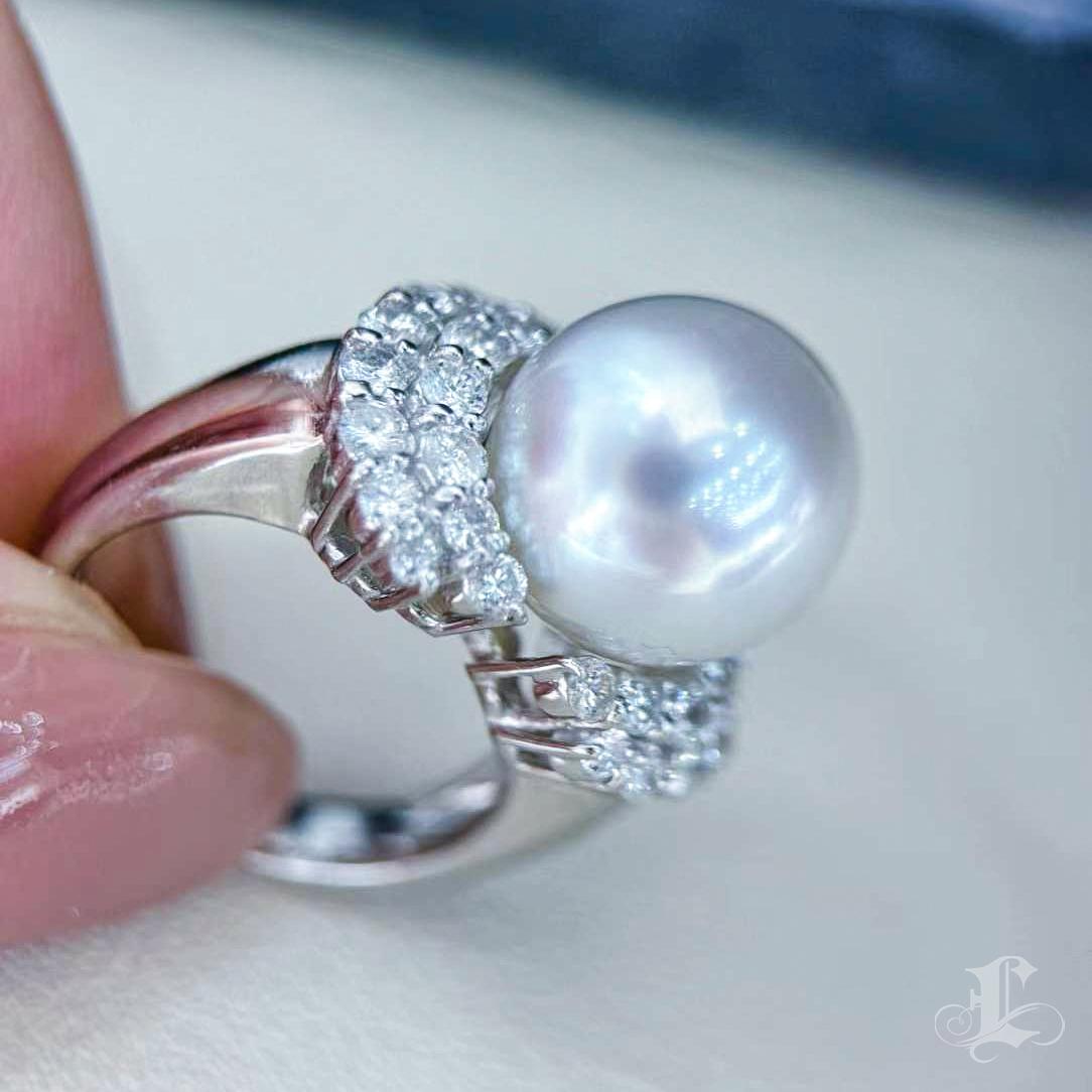 【Crown Radiance】Regalia Aurora South Sea Pearl & Diamond Ring For Sale 2