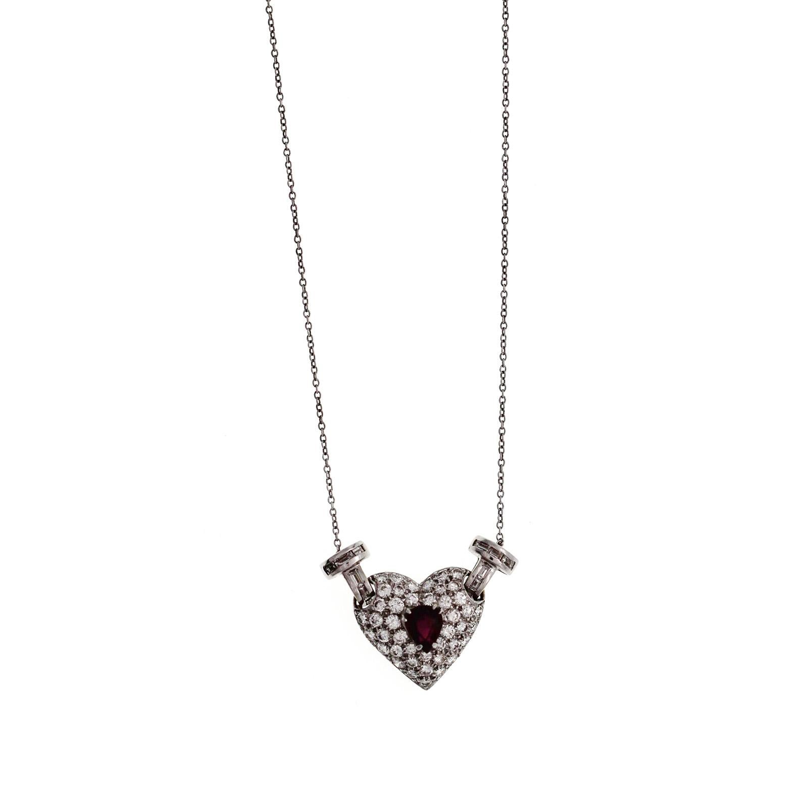 18 Karat White Gold 1.28 Carat Diamonds and 0.50 Carat Ruby Heart Necklace For Sale 1