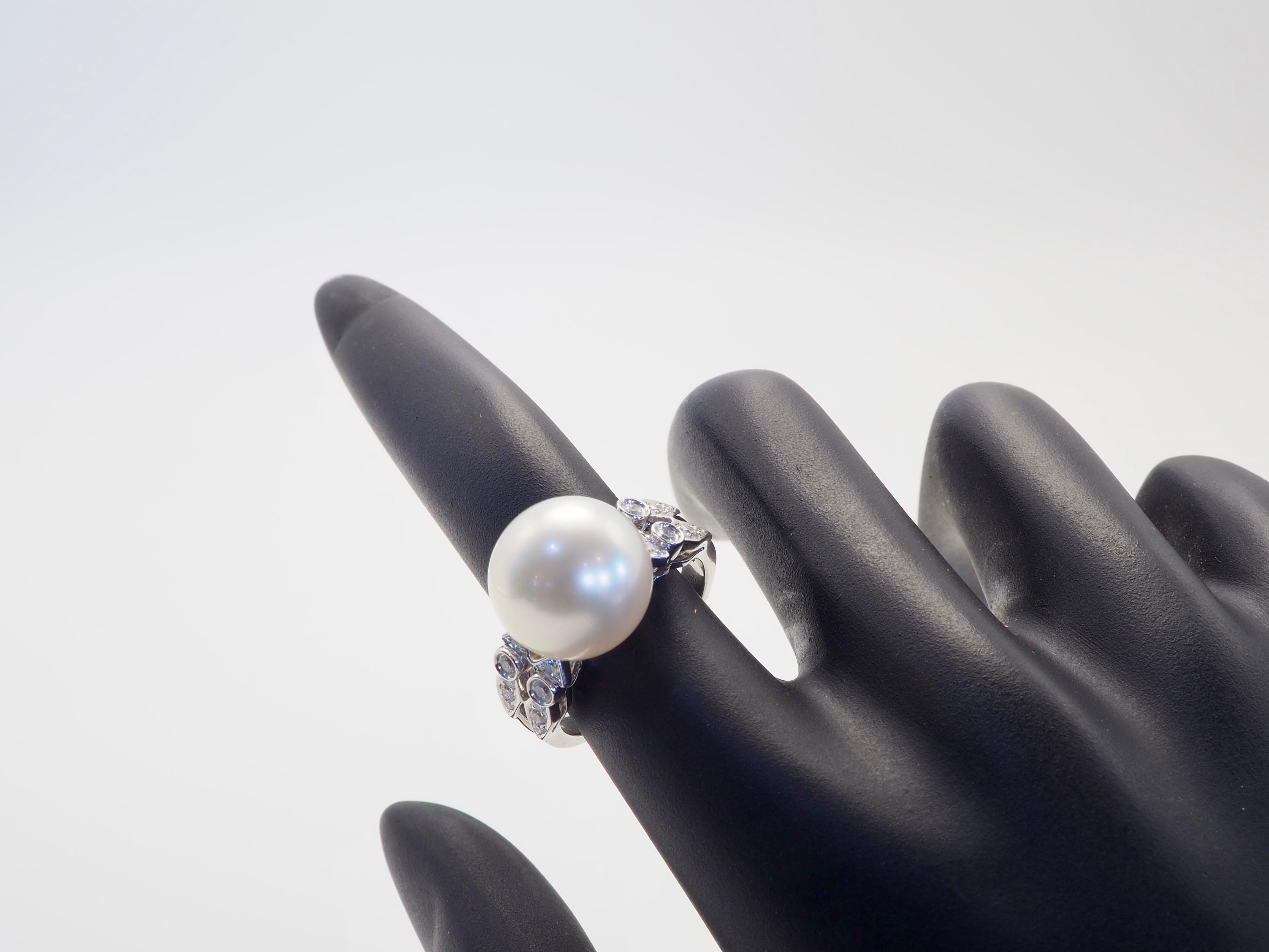 18K White Gold 12mm South Sea Pearl & 0.23ct Diamond Split Shank Fine Ring For Sale 1