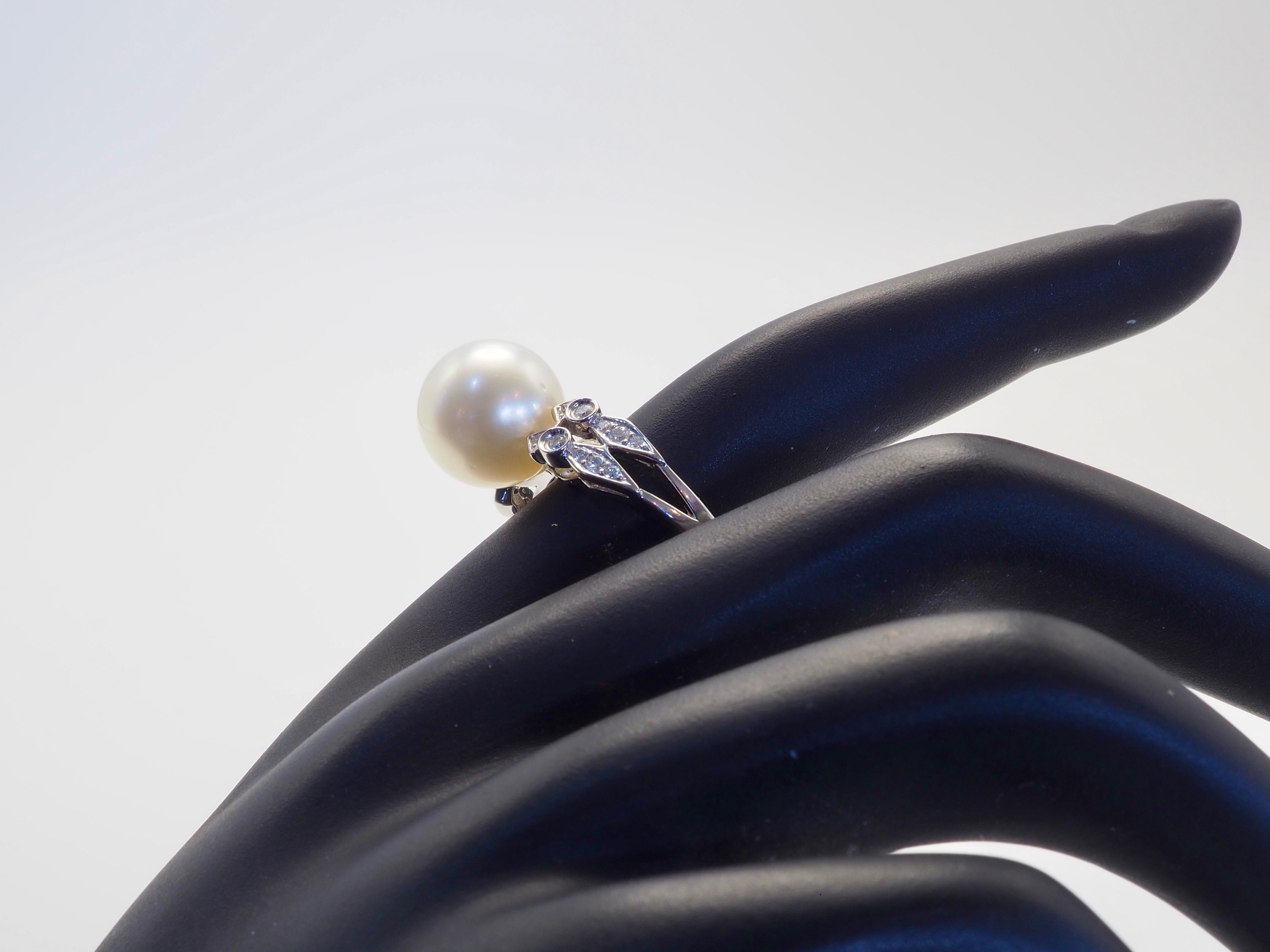 18K White Gold 12mm South Sea Pearl & 0.23ct Diamond Split Shank Fine Ring For Sale 2
