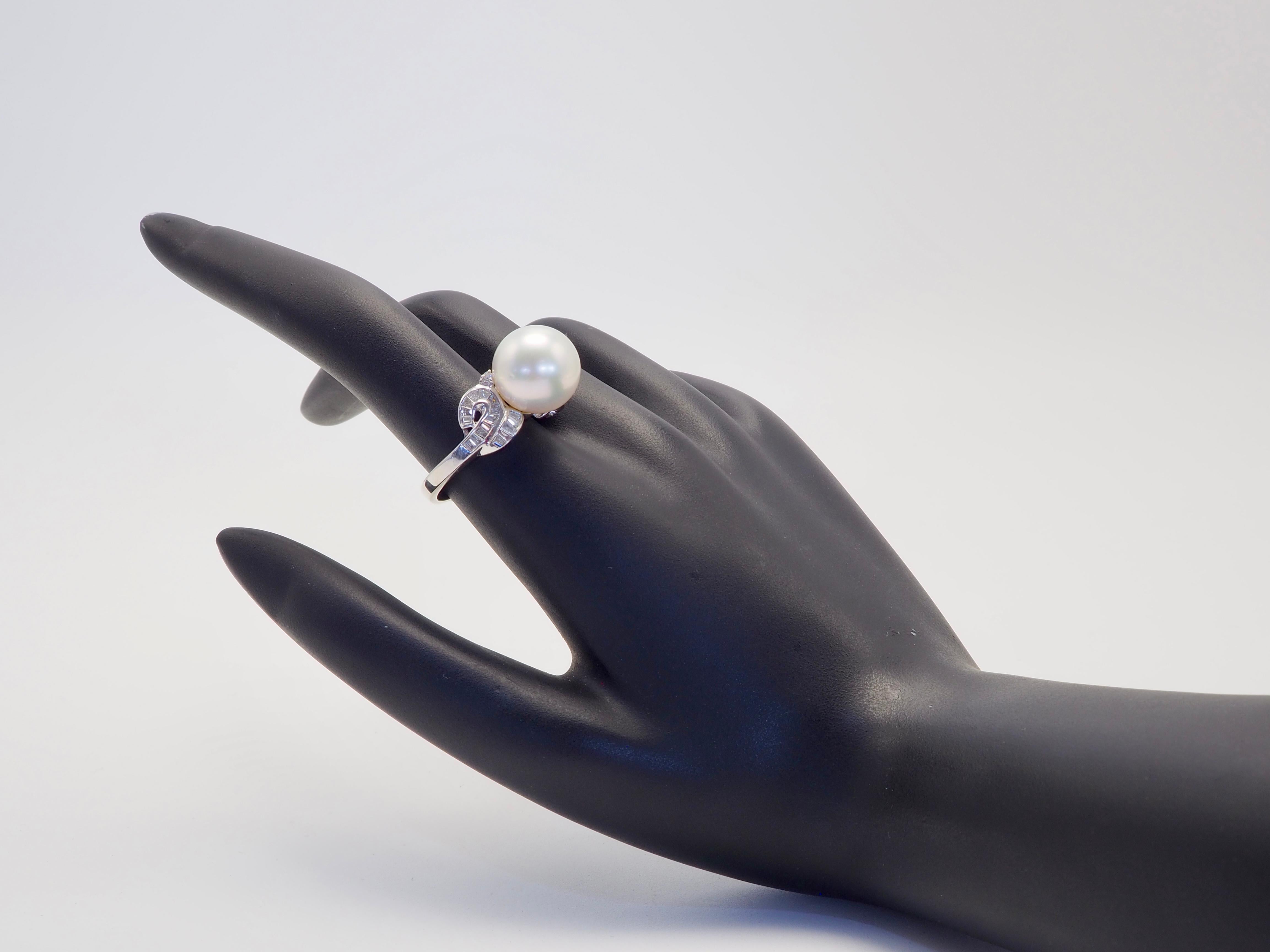 18K Weißgold 12mm weiße Südseeperle & 0,52ct Diamant Ring im Angebot 1
