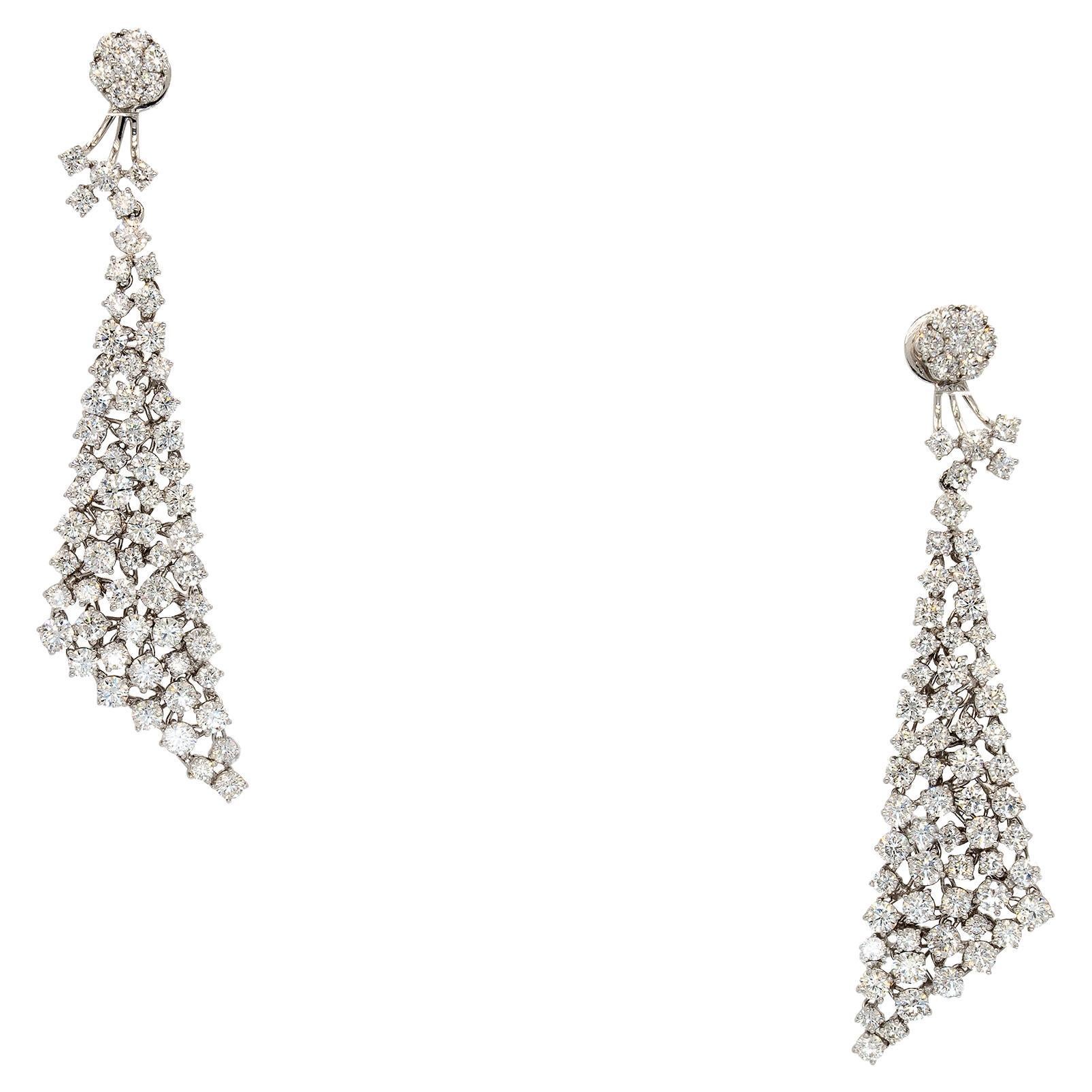 18k White Gold 13.37ct Round Brilliant Natural Diamond Dangle Earrings For Sale