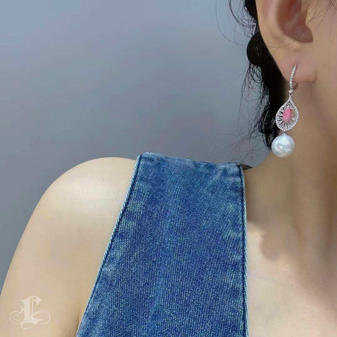 【Conchéa】Lustre Drops Convertible Conch & South Sea Pearl Earrings — 2.45ct For Sale 7