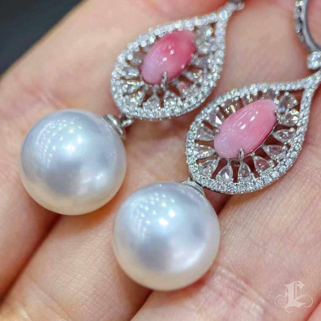 【Conchéa】Lustre Drops Convertible Conch & South Sea Pearl Earrings — 2.45ct For Sale 3