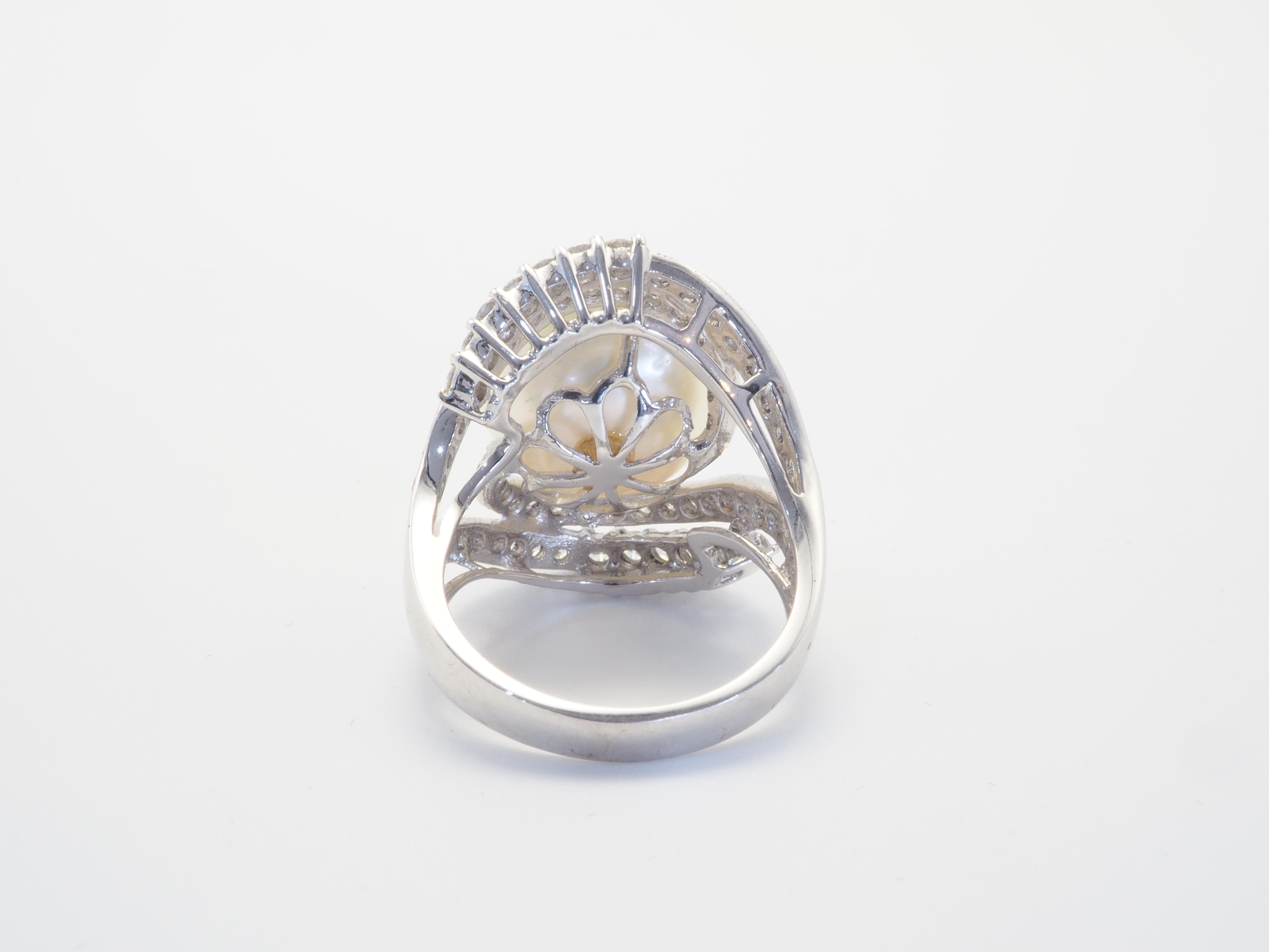 Round Cut 18k White Gold 13.5mm South Sea Pearl & 1.18ct Diamond Cocktail Ring For Sale