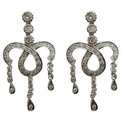 Orecchini Chandelier in oro bianco 18k con diamanti da 1,36 carati