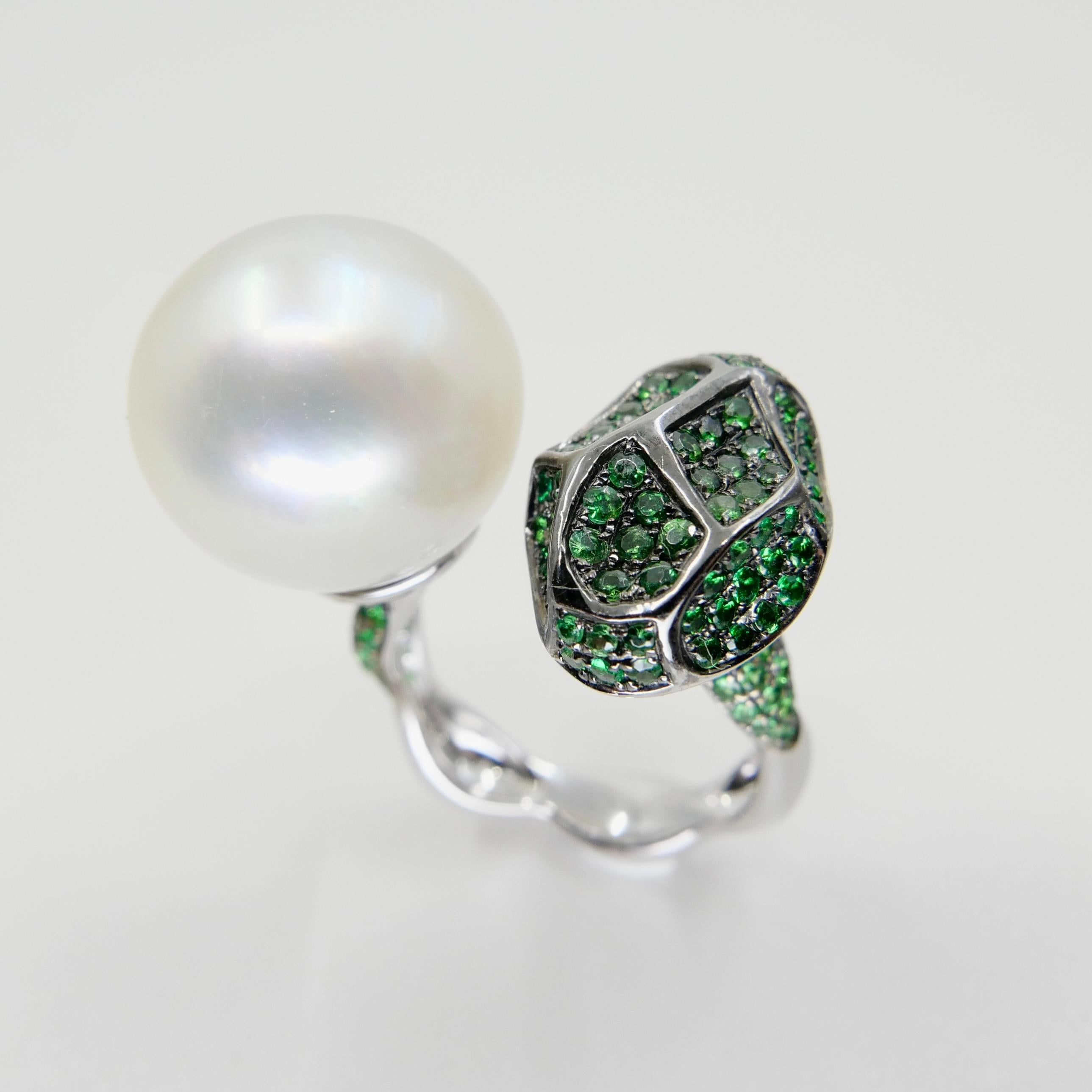 18K White Gold South Sea Pearl And Tsavorite Ring, Fine Jewelry For Sale 4