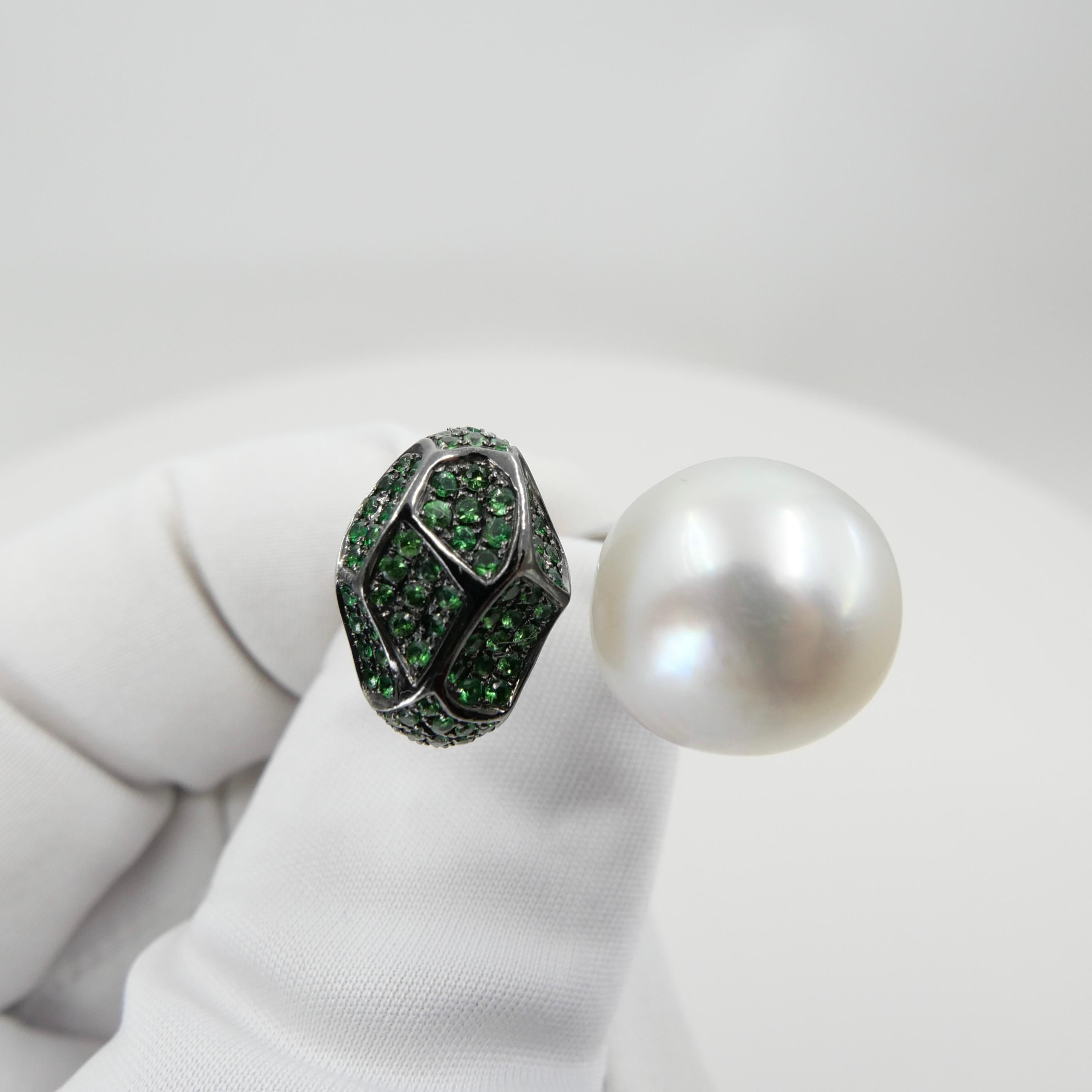 18K White Gold South Sea Pearl And Tsavorite Ring, Fine Jewelry For Sale 5