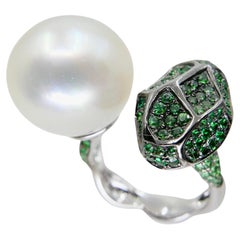 18K White Gold South Sea Pearl And Tsavorite Ring, Fine Jewelry