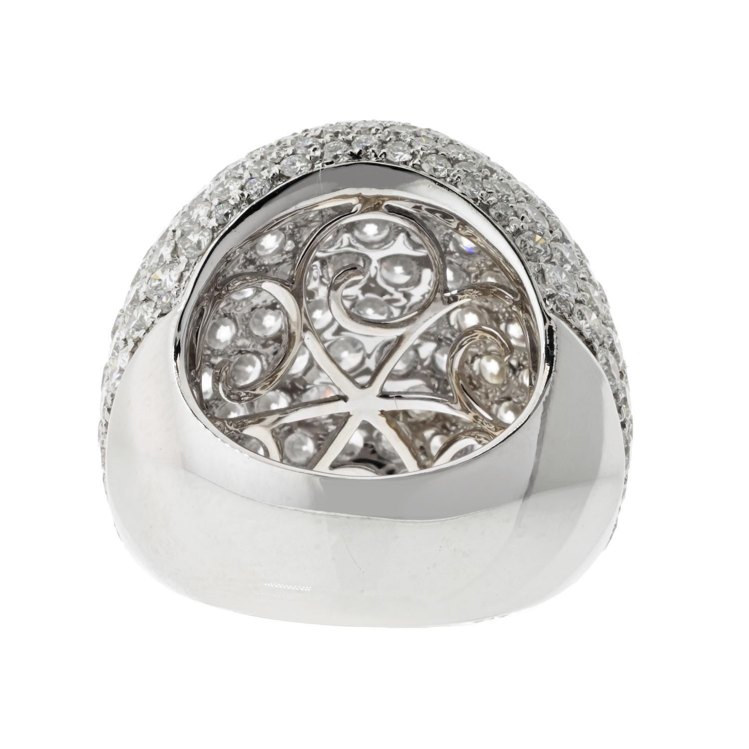 Round Cut 18K White Gold 14.00cttw Round Diamond Dome Ring