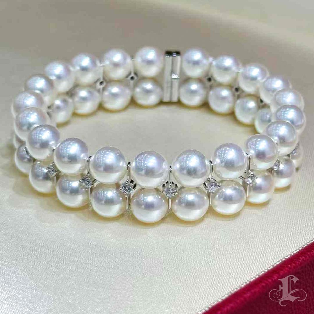 【Geometria scolpita】Bracciale con perle Akoya e diamanti a tre file Celeste in vendita 5