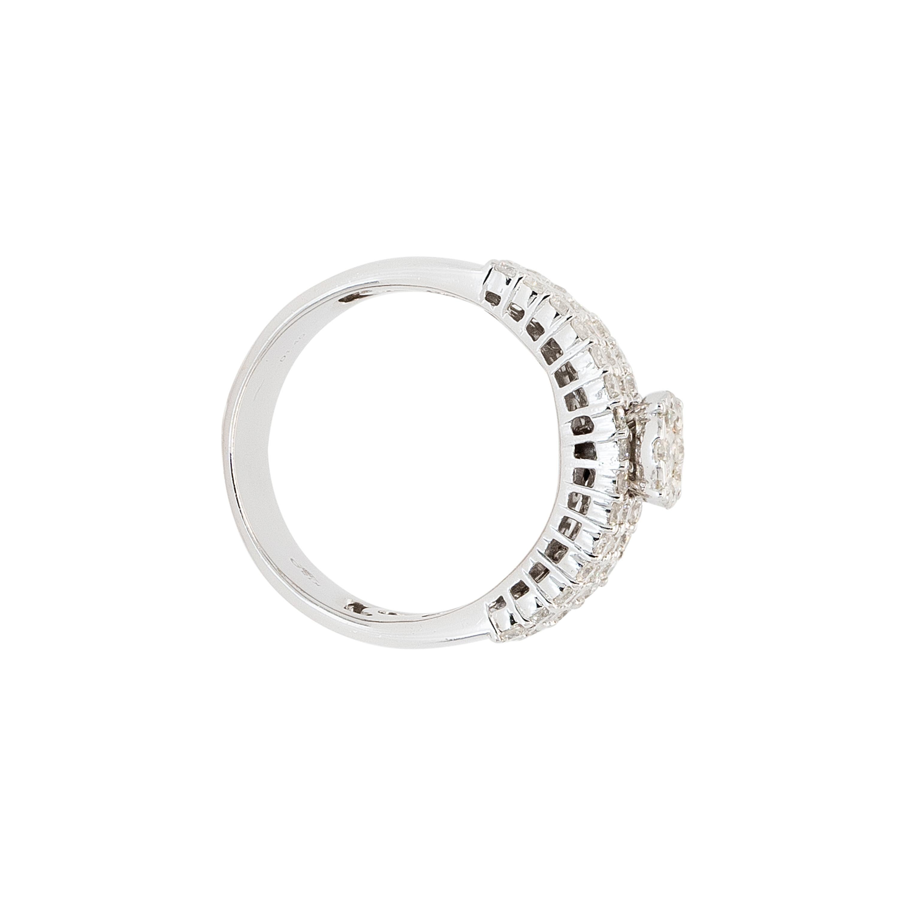 Bague grappe de diamants naturels ronds brillants de 1,40 ctw en or blanc 18 carats en vente 8