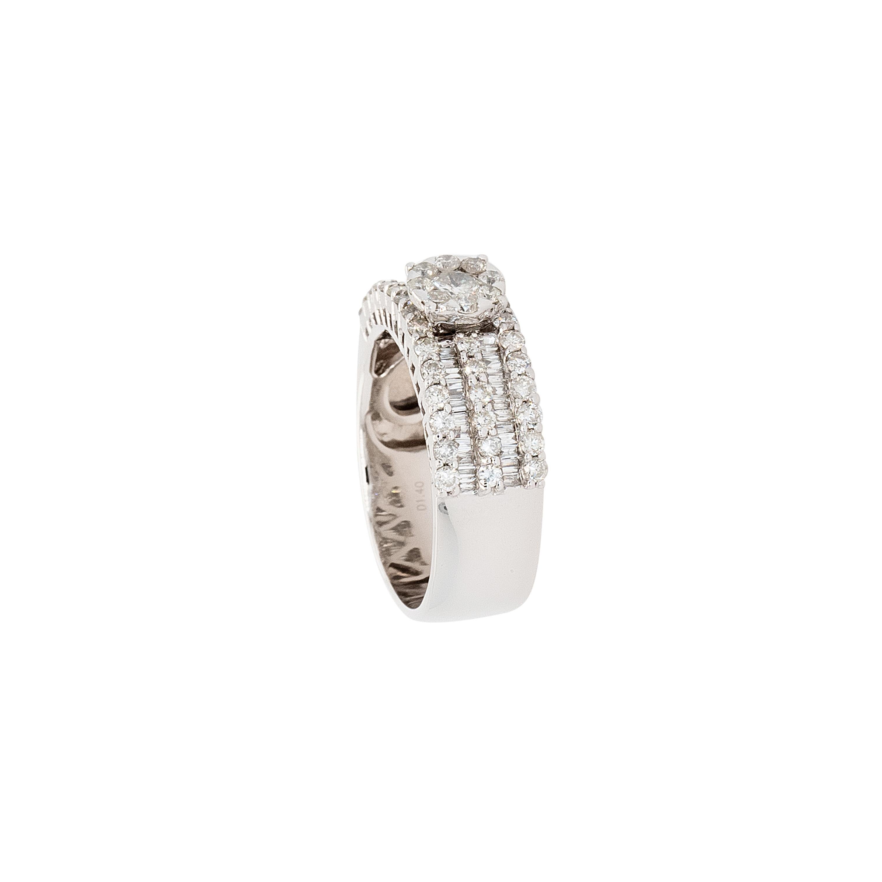 Bague grappe de diamants naturels ronds brillants de 1,40 ctw en or blanc 18 carats en vente 3