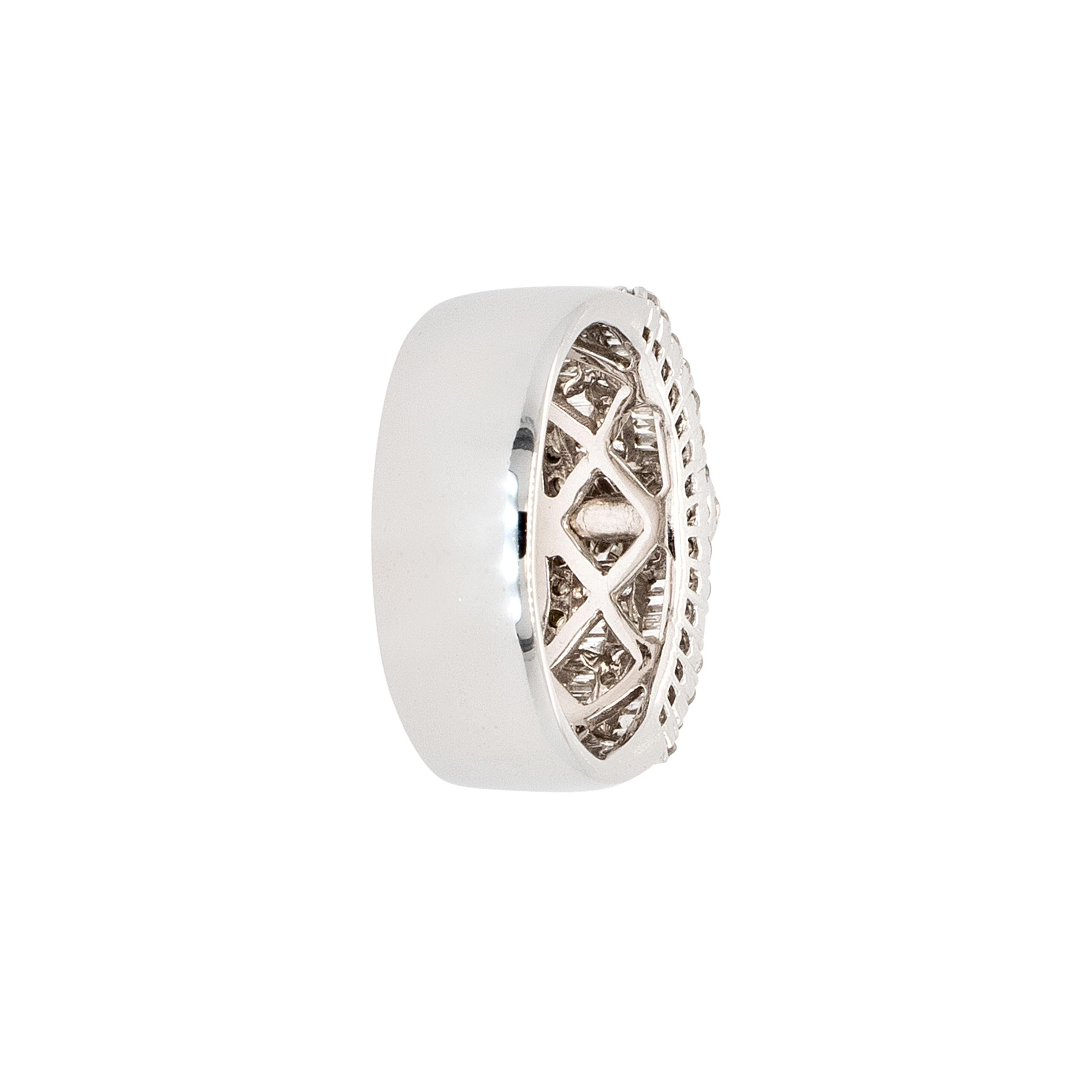 Bague grappe de diamants naturels ronds brillants de 1,40 ctw en or blanc 18 carats en vente 4