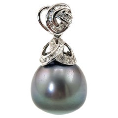 18K White Gold 14.5mm Tahitian Pearl Pendant Necklace with Diamonds
