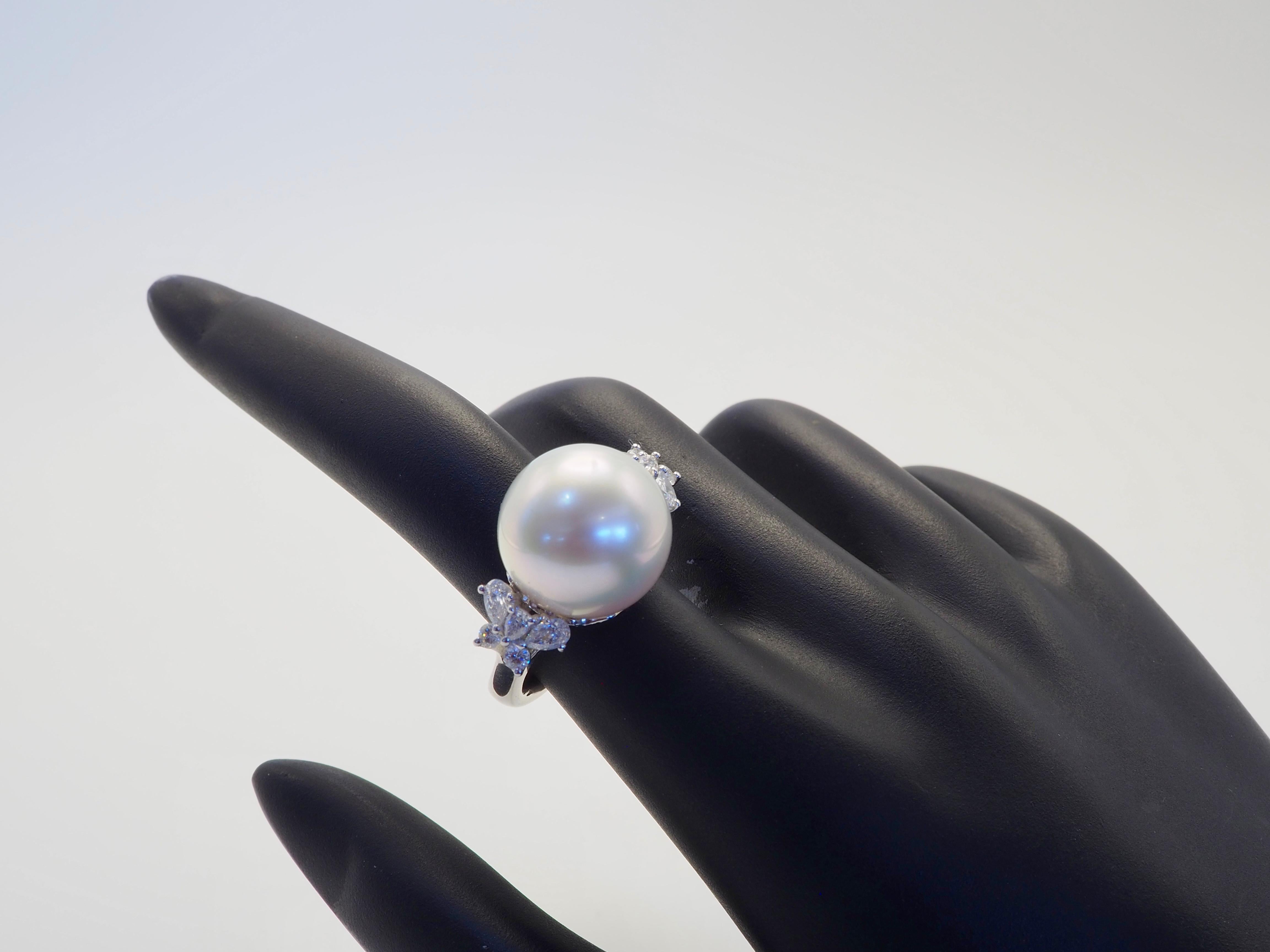 18K White Gold 14.7mm South Sea Pearl & 0.80ct Diamond Statement Fine Ring For Sale 4