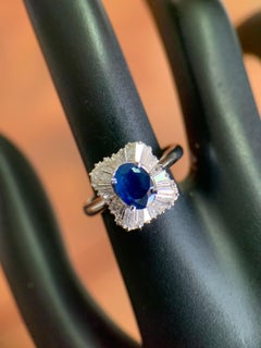 18K White Gold 1.48ct Oval Blue Sapphire & 0.88ct Baguette Diamond Cocktail Ring
