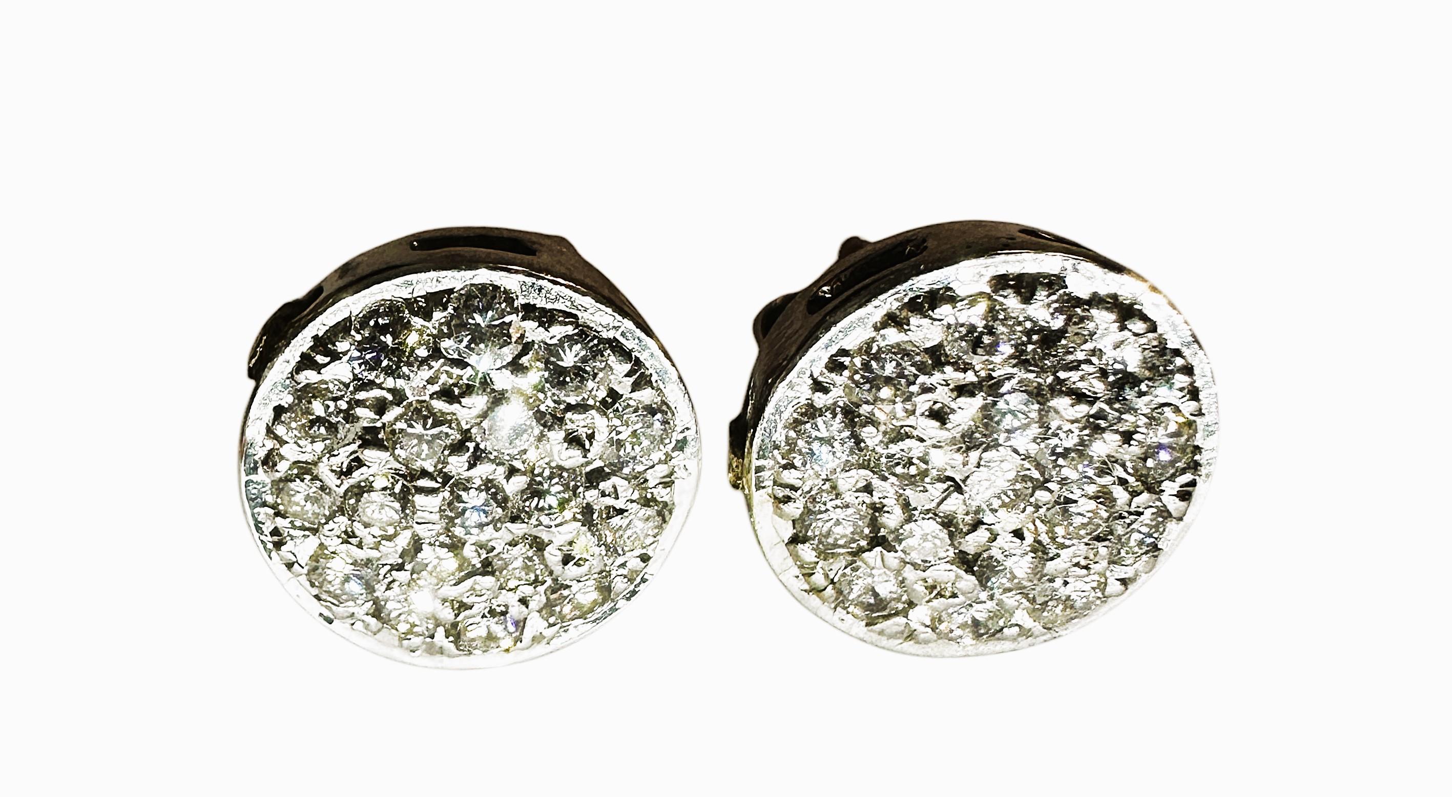 18 Karat Weißgold 1,5 Karat Pavé-Diamant-Ohrstecker mit Bewertung  VS2 4