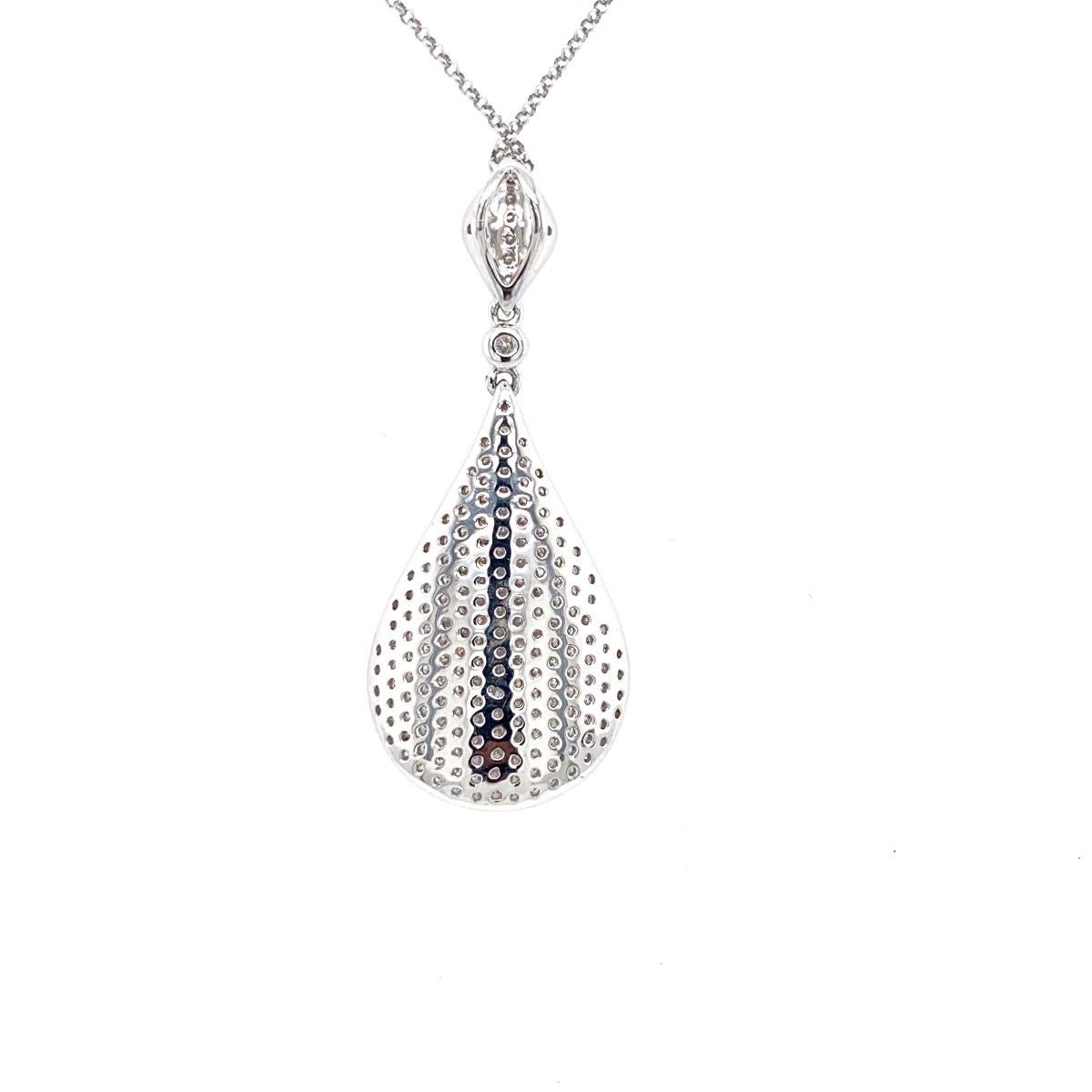 18 Karat White Gold 1.50 Carat Diamond Necklace In New Condition For Sale In New York, NY