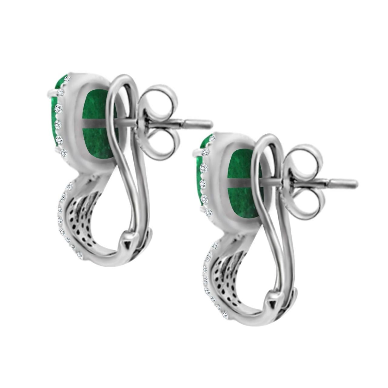 The Richly Saturated And Consistent Green Hue Of Emerald Gives It An Alluring Appearance And Unique Charm. It Is One Signature Piece Every Jewelry Collection Must Have.
This Fasinating Dangle Earring Which Has Beautiful 7X5mm Oval Shapped Emerald