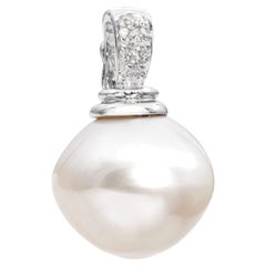 Ciondolo in oro bianco 18 carati con perla da 15 mm e diamanti