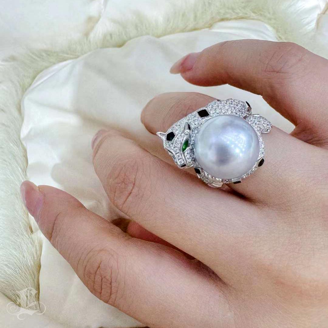 【Crown Radiance】Leopard Embrace Aurora South Sea Pearl Diamond Ring For Sale 6
