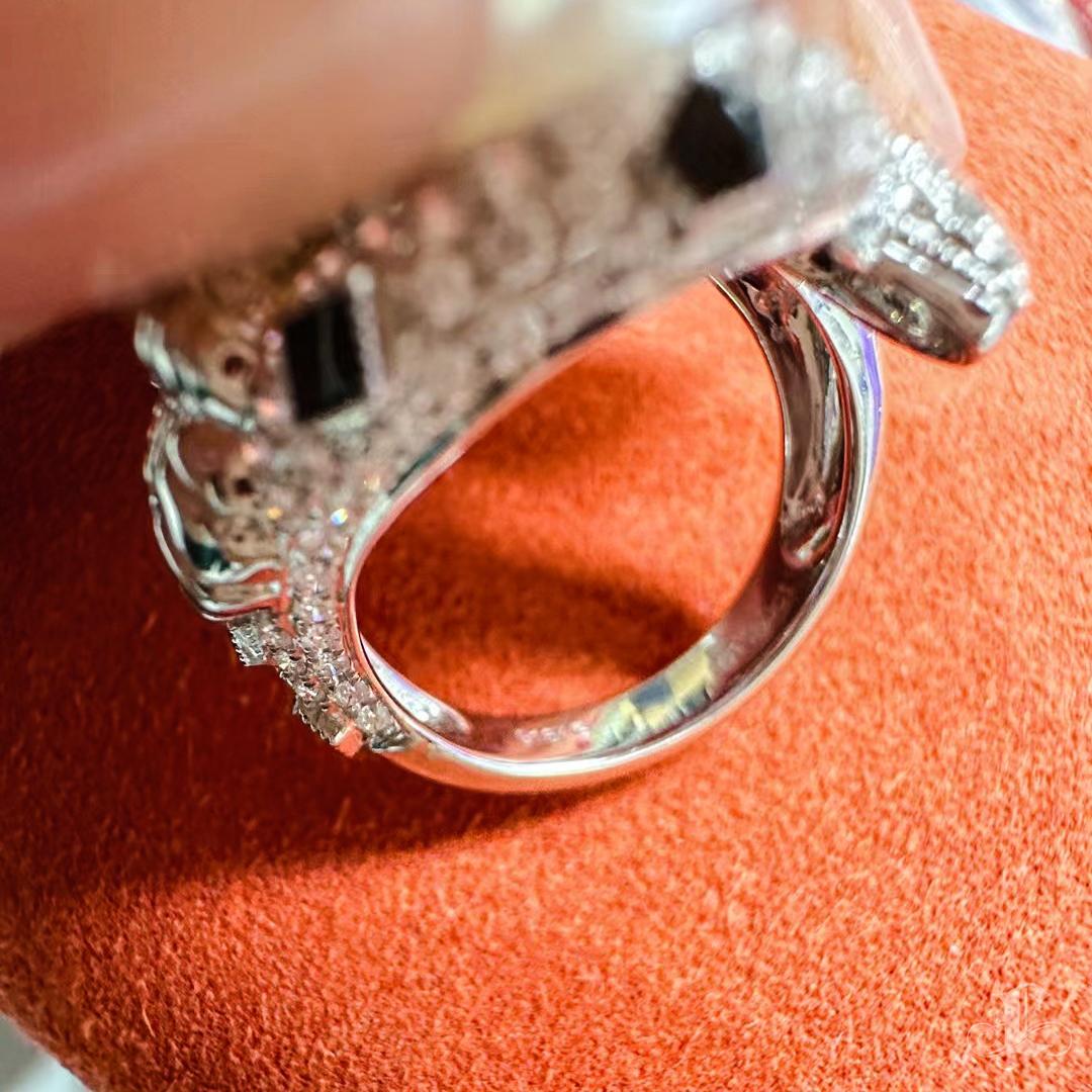 【Crown Radiance】Leopard Embrace Aurora South Sea Pearl Diamond Ring For Sale 3