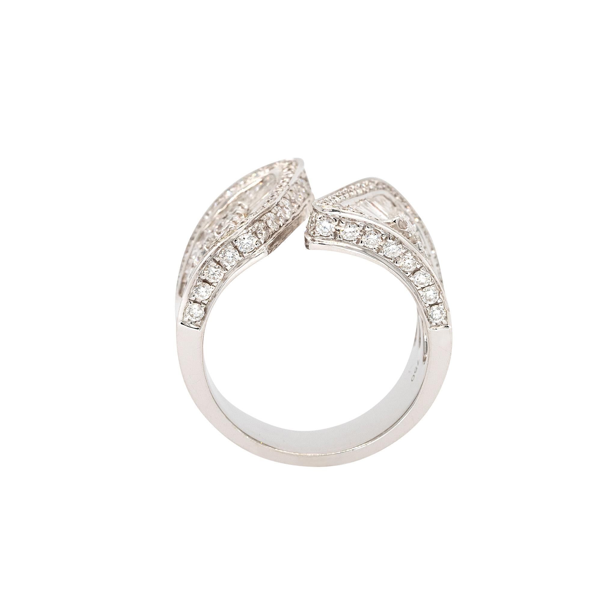 Women's 18k White Gold 1.64ct Baguette Natural Diamond Open Ring For Sale