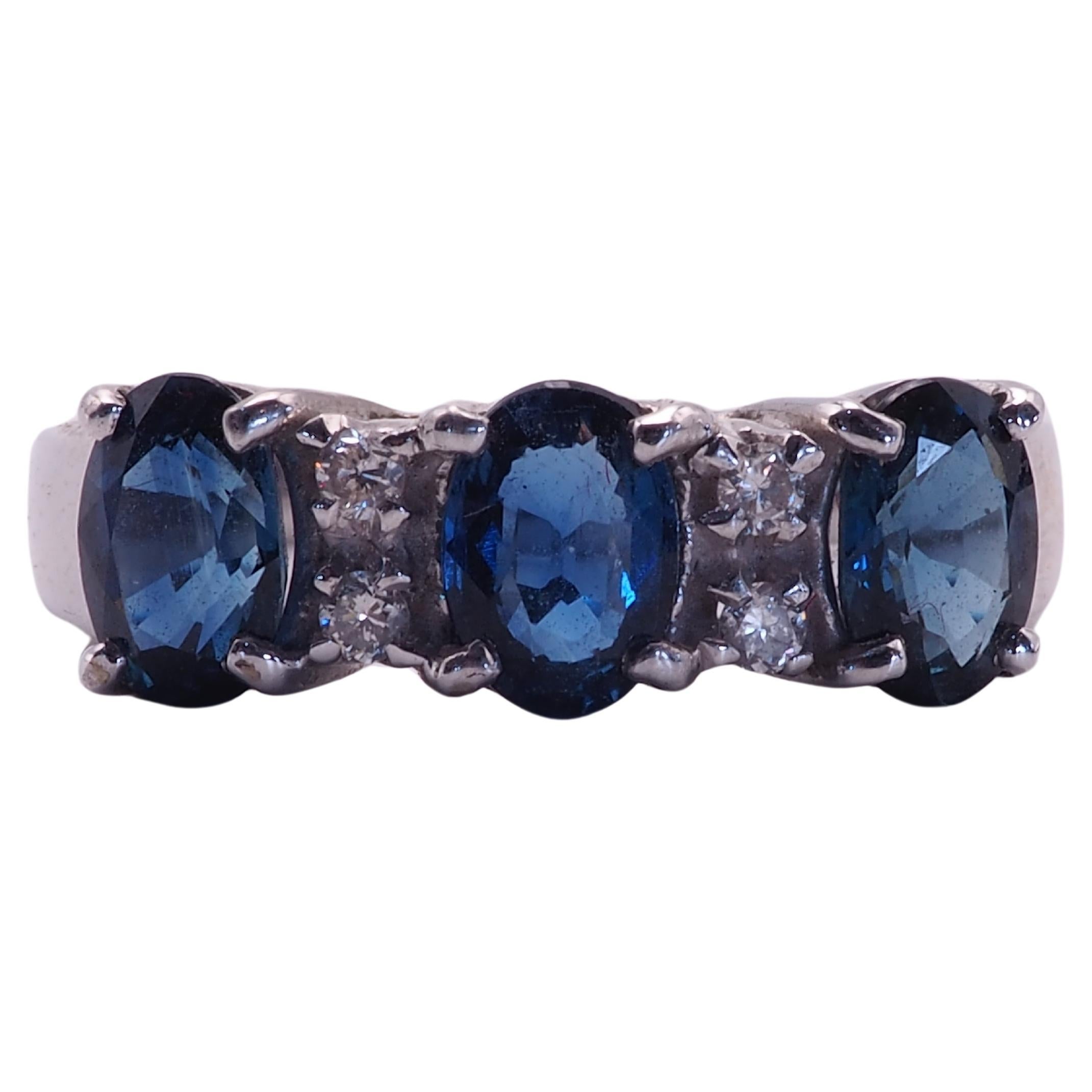 18K White Gold 1.70ct Blue Sapphire & 0.07ct Diamond Three Stone Ring For Sale