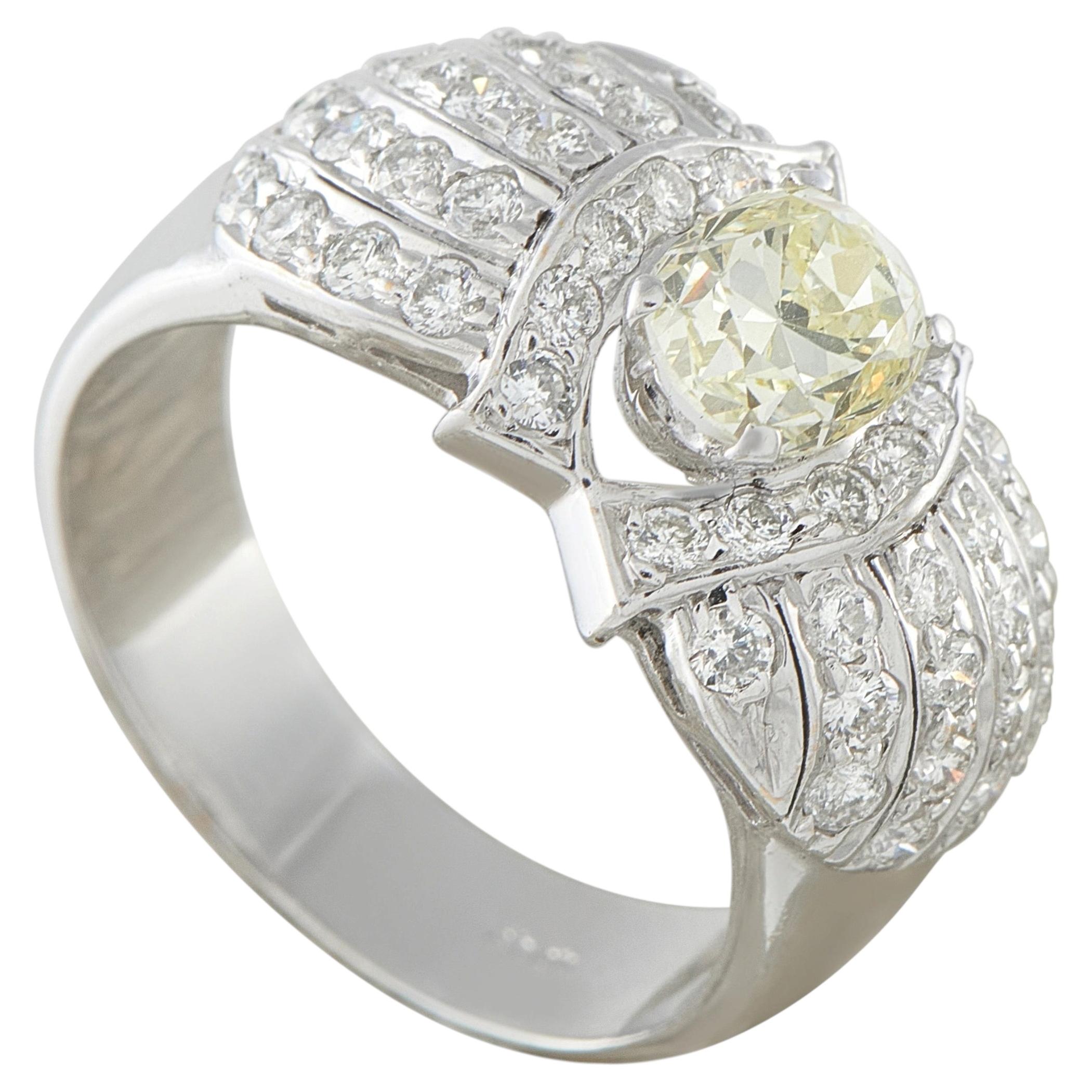 18K White Gold 1.70ct Diamond Ring MF14-062926 For Sale