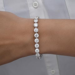 18K White Gold 17.15 Ct Round Diamond Tennis Bracelet