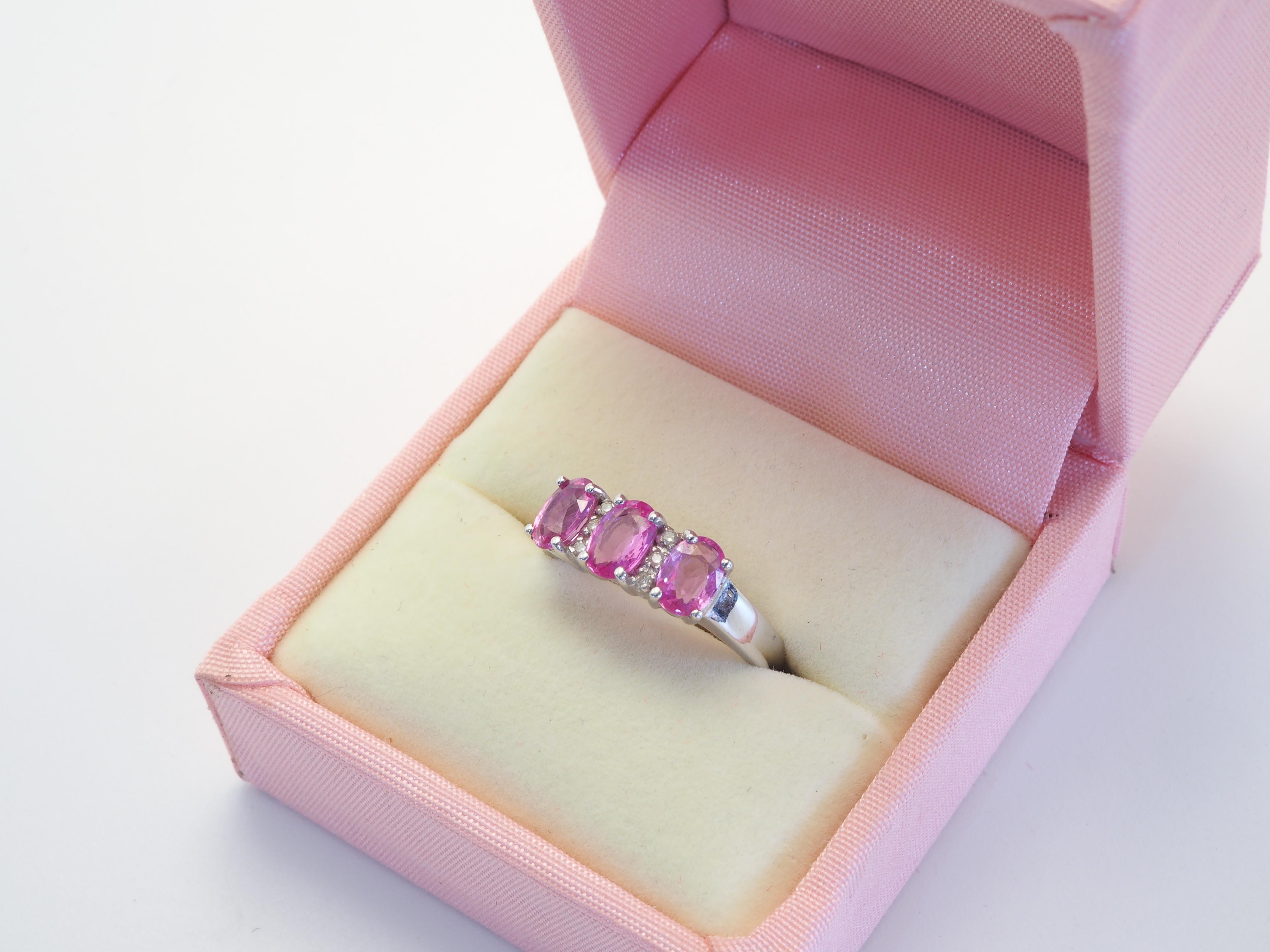 18K White Gold 1.74ct Pink Sapphire & 0.04ct Diamond Three Stone Ring 2