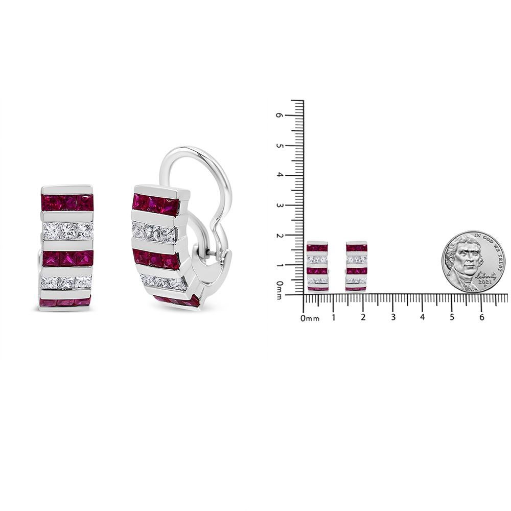 18 Karat Weißgold und 3/8 Karat Roter Rubin und Diamant Huggie Hoop Ohrringe im Zustand „Neu“ in New York, NY