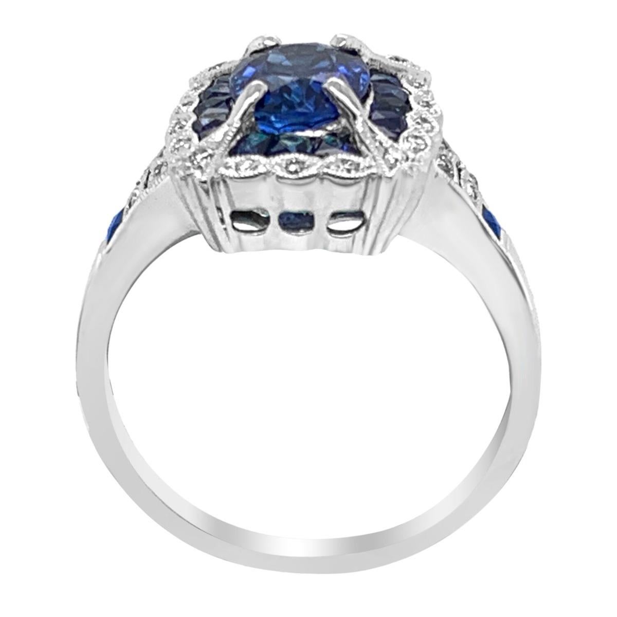 18 Karat White Gold 1.80 Carat Sapphire and Diamond Ring In New Condition In New York, NY