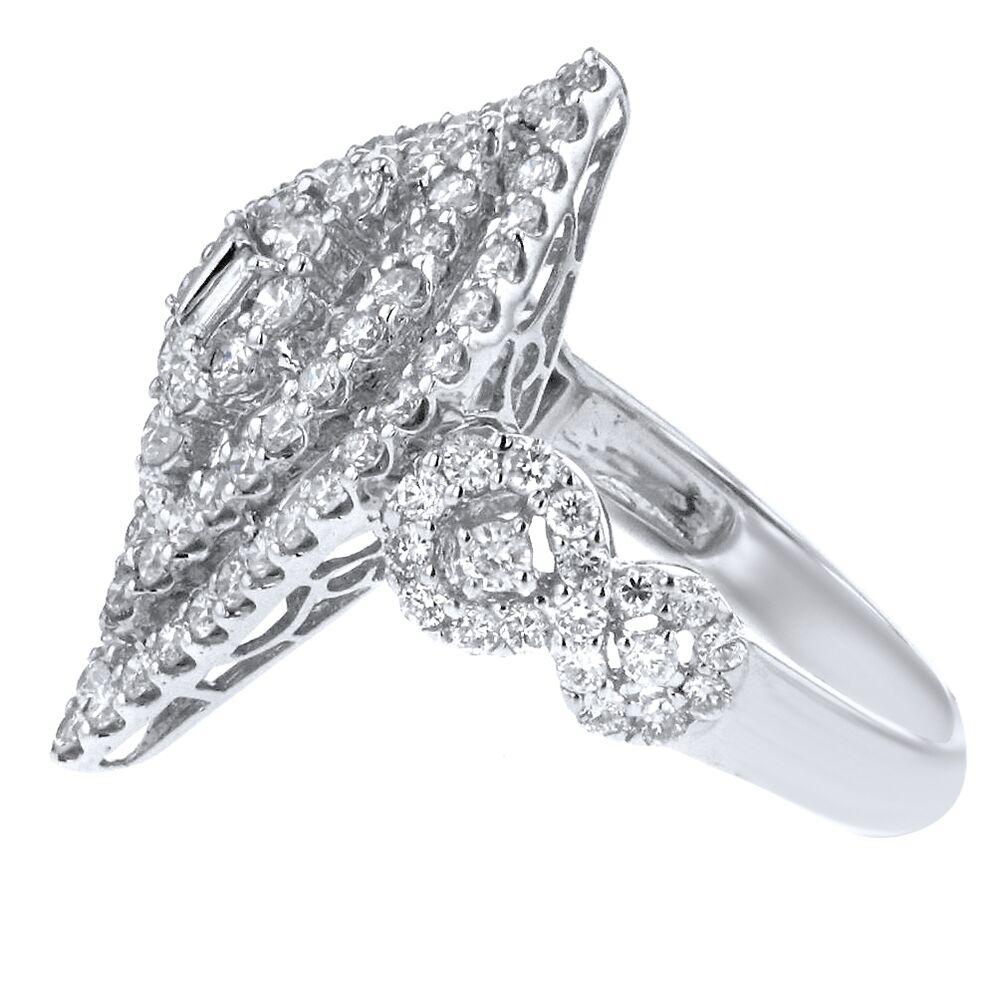 Modern 18 Karat White Gold 1.86 Carat Diamond Ring For Sale