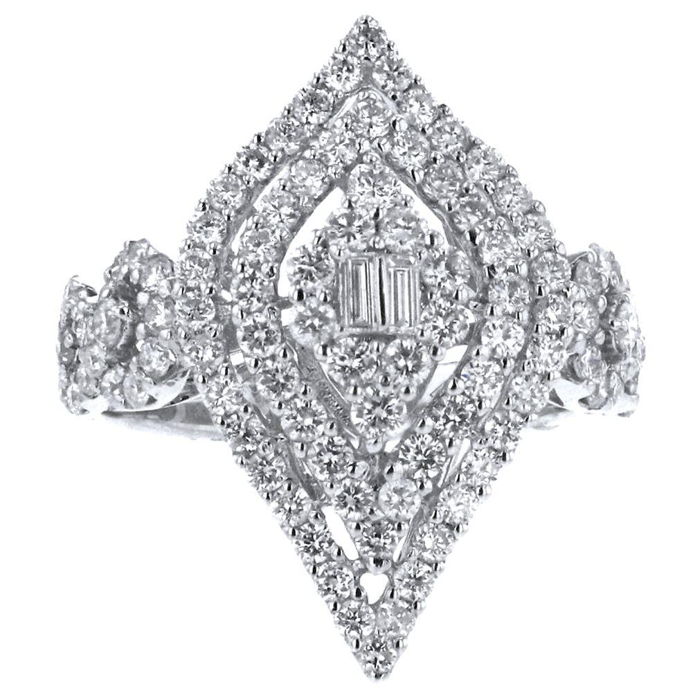 18 Karat White Gold 1.86 Carat Diamond Ring In New Condition For Sale In New York, NY